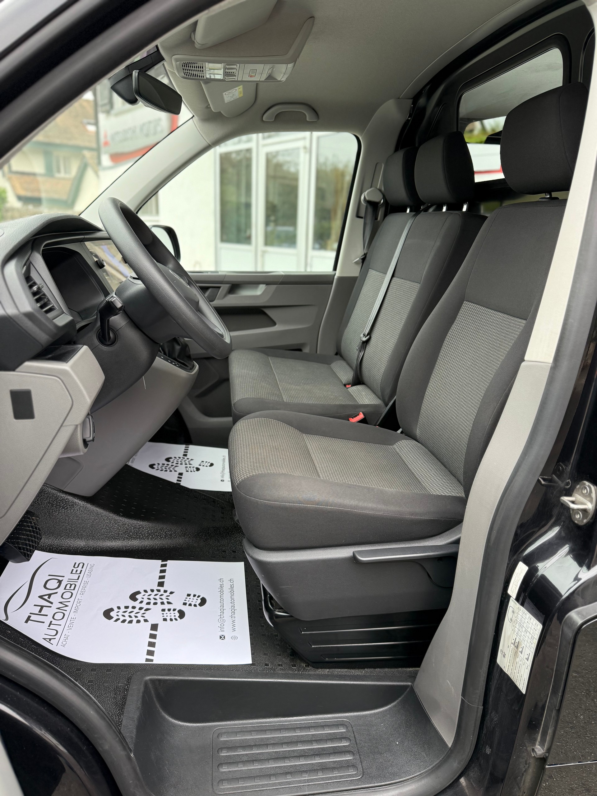 VW T6.1 2.0 TDI DSG / Aménagement habillage aluminium "Sortimo" Walter Rüegg SA-image-19