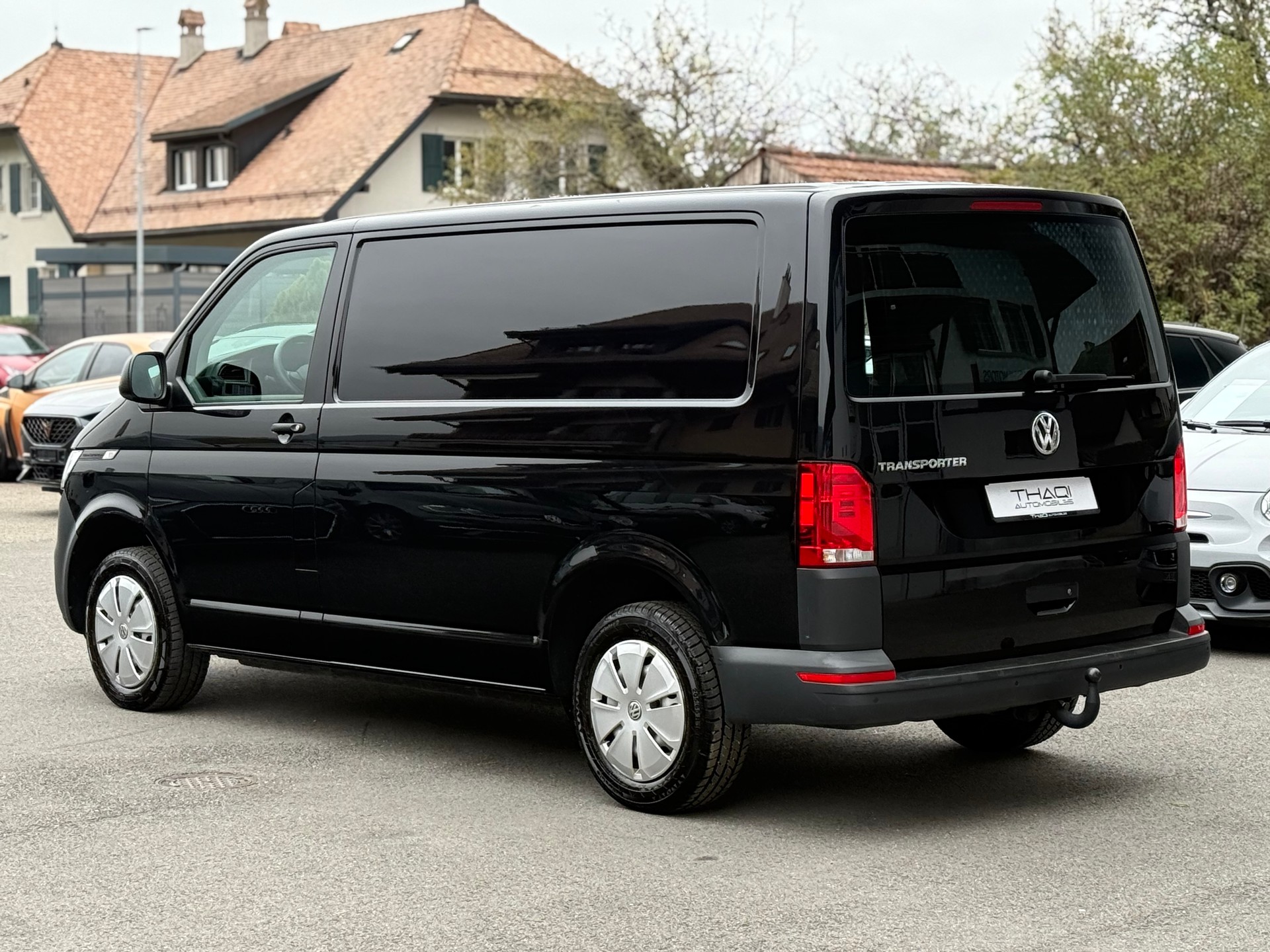 VW T6.1 2.0 TDI DSG / Aménagement habillage aluminium "Sortimo" Walter Rüegg SA-image-7