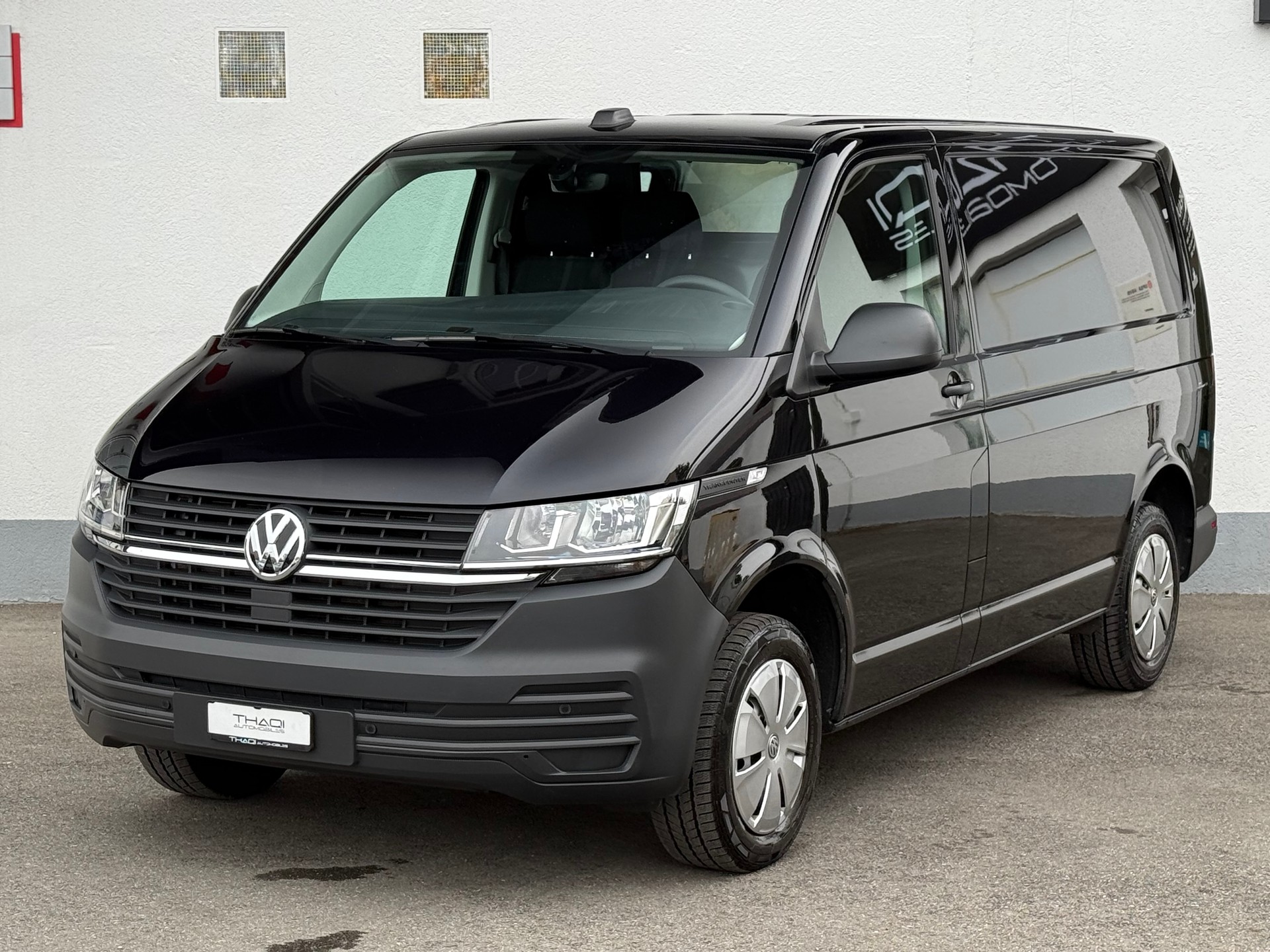 VW T6.1 2.0 TDI DSG / Aménagement habillage aluminium "Sortimo" Walter Rüegg SA-image-2