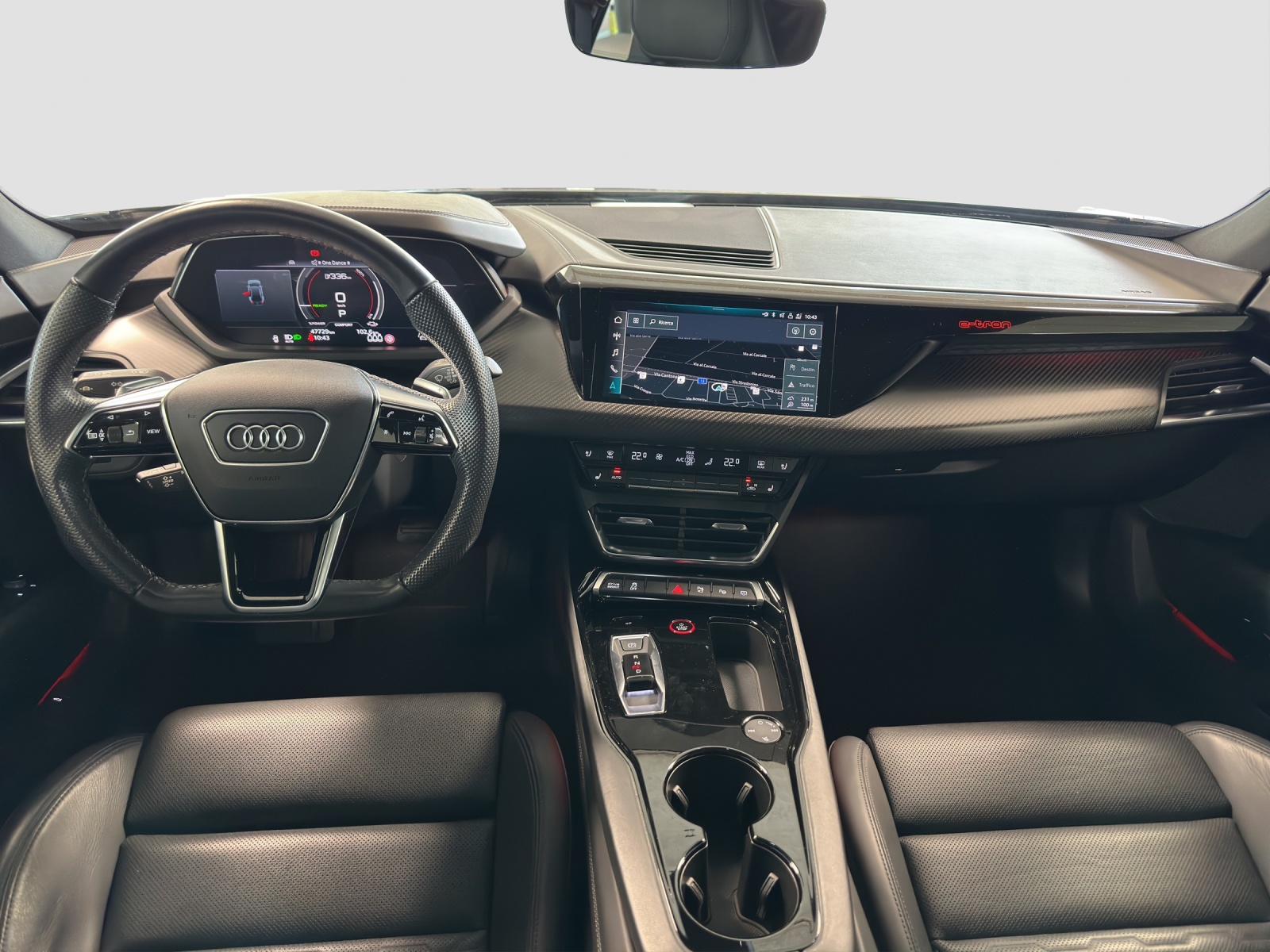 AUDI e-tron GT quattro-image-7