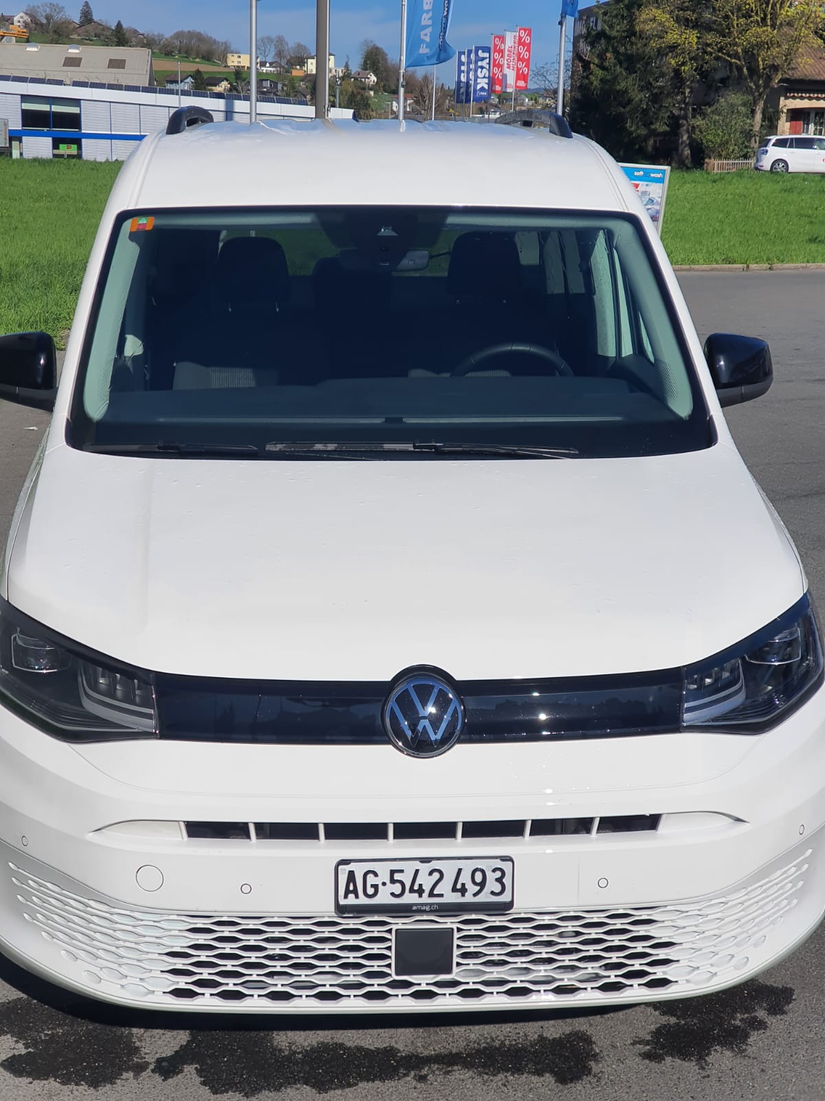VW Caddy 2.0 TDI DSG-image-5