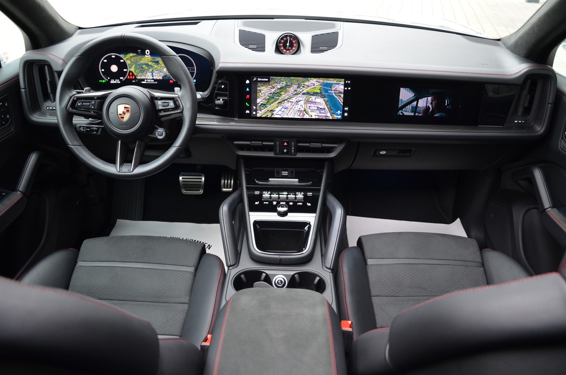 PORSCHE Cayenne GTS Tiptronic*CH-Fahrzeug,Ab MFK*-image-15