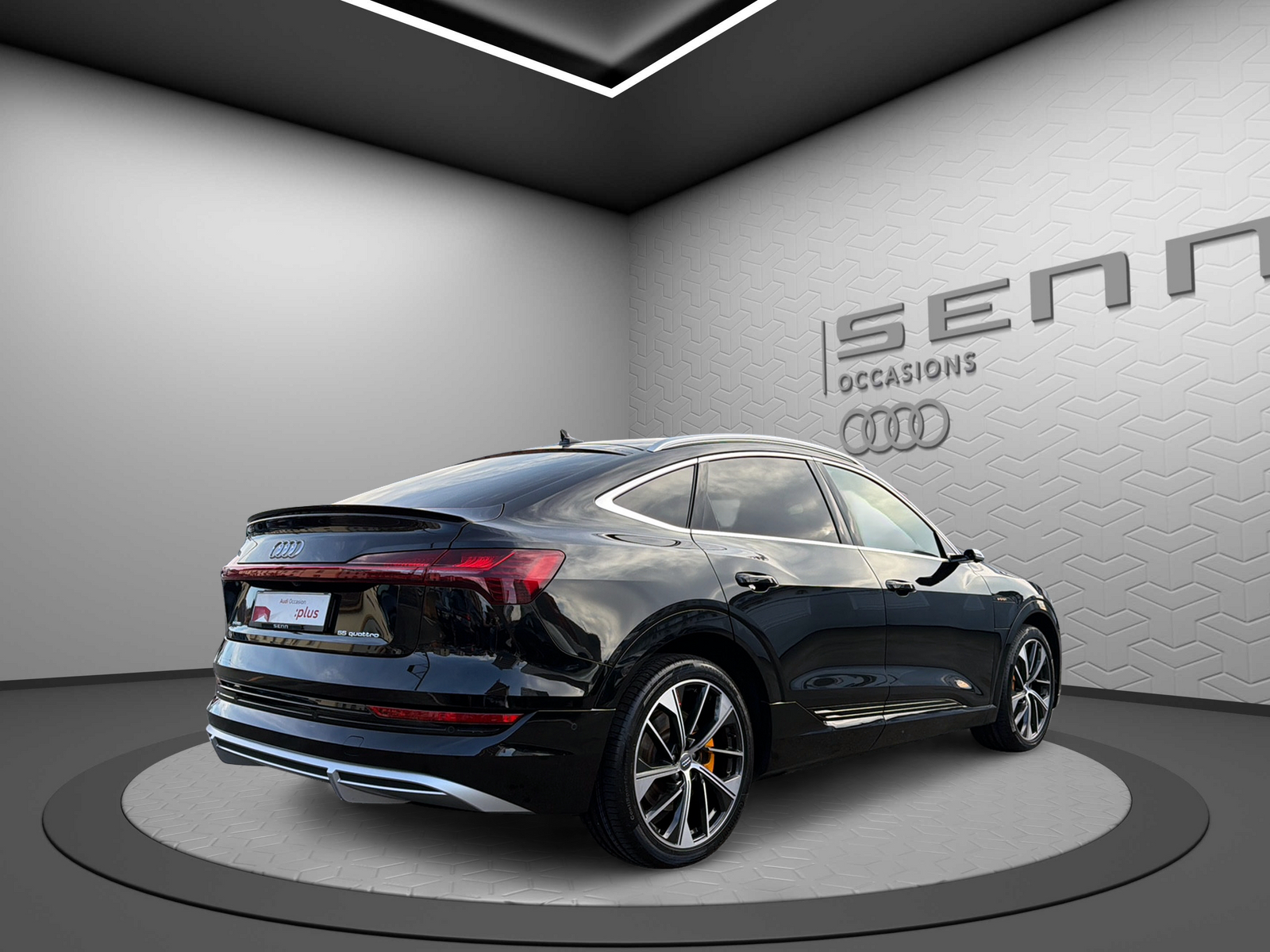 AUDI e-tron 55 Sportback S Line quattro-image-5