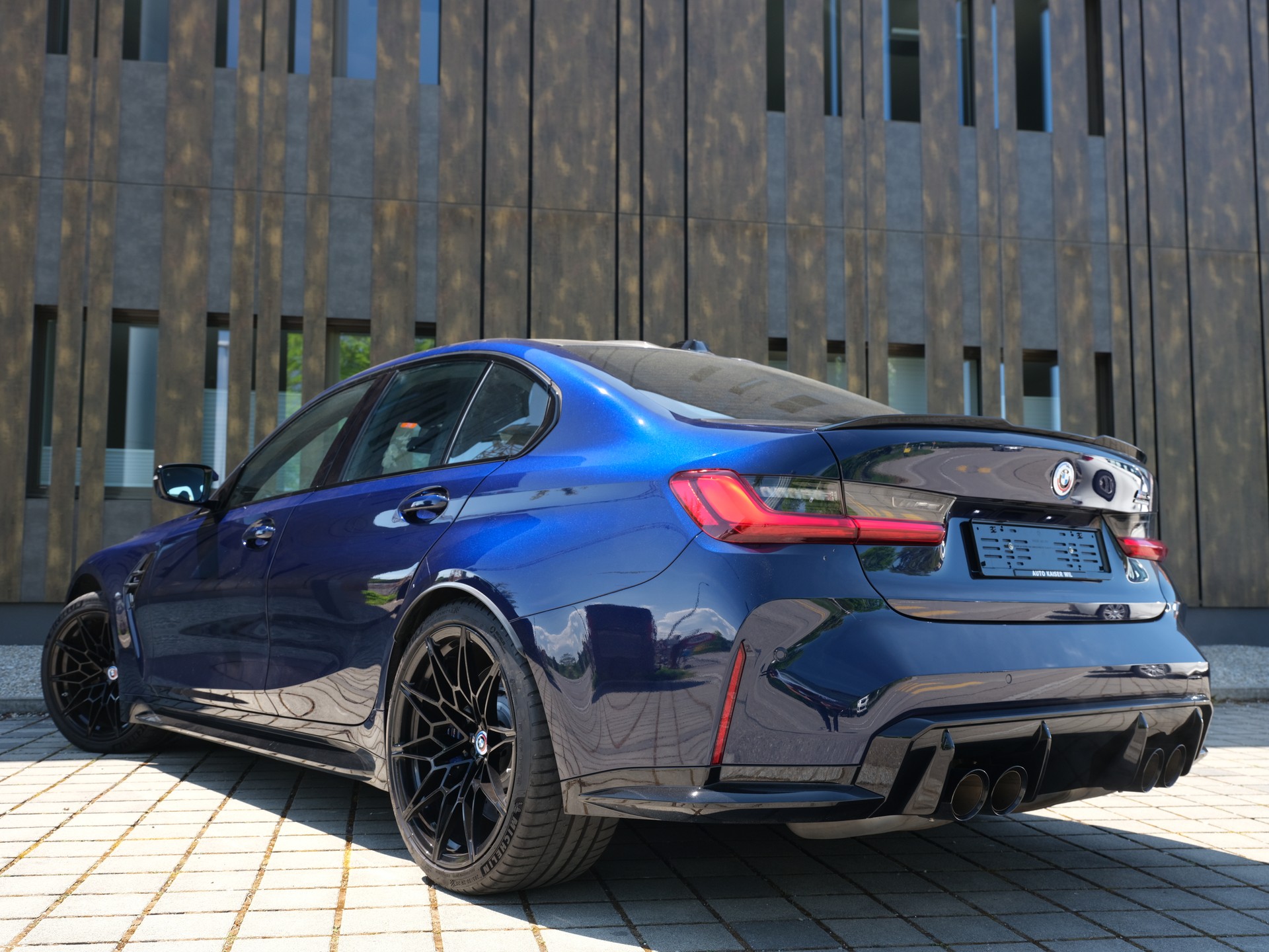 BMW M3 Competition M xDrive-image-7
