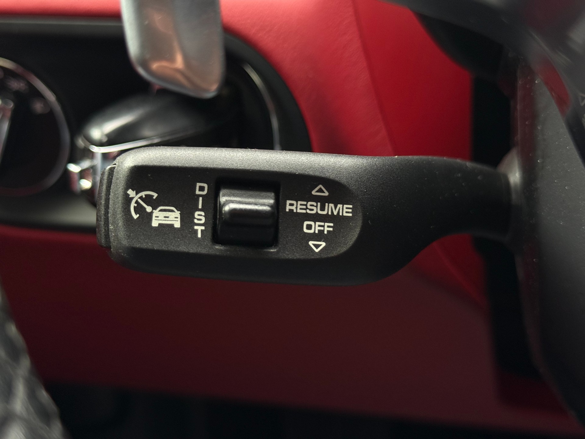 PORSCHE Macan Turbo PDK-image-22