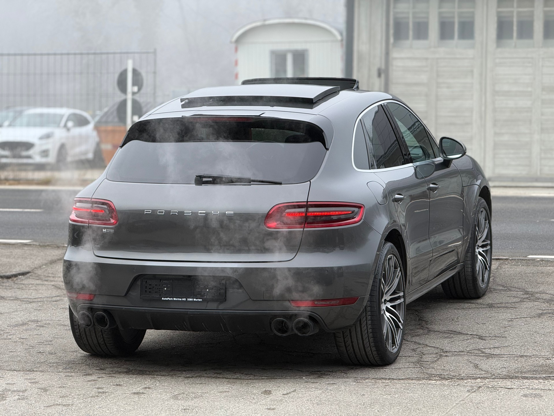 PORSCHE Macan Turbo PDK-image-4
