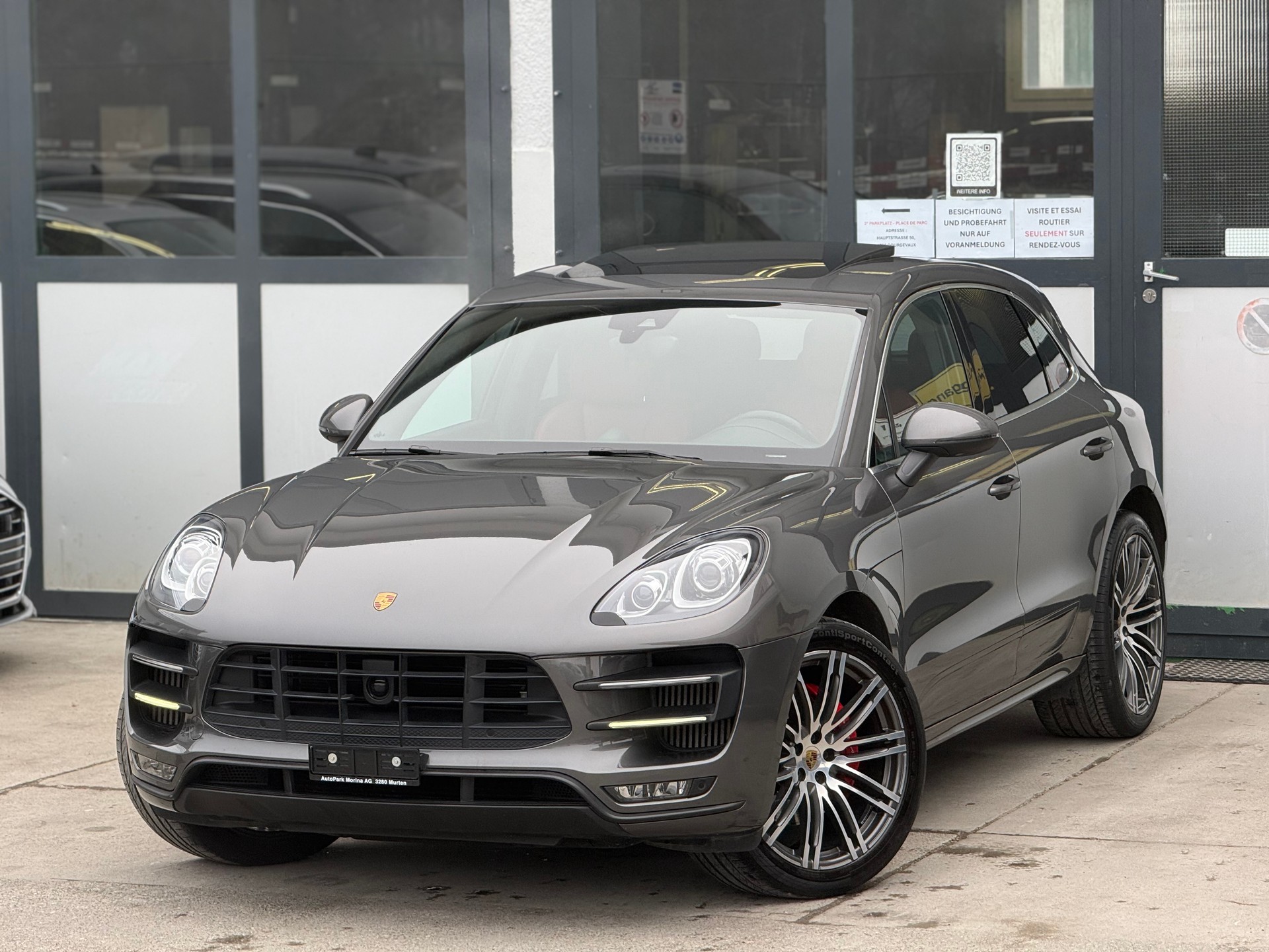 PORSCHE Macan Turbo PDK-image-0