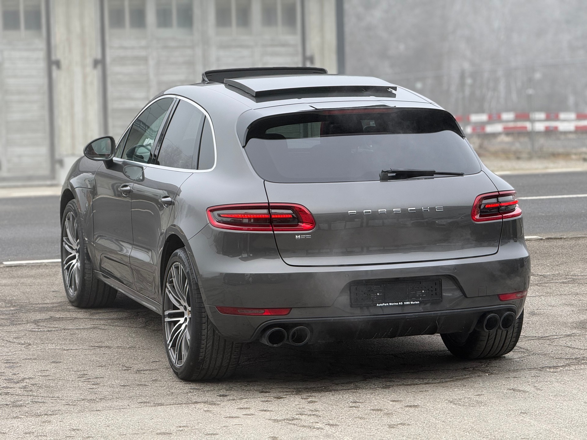 PORSCHE Macan Turbo PDK-image-6