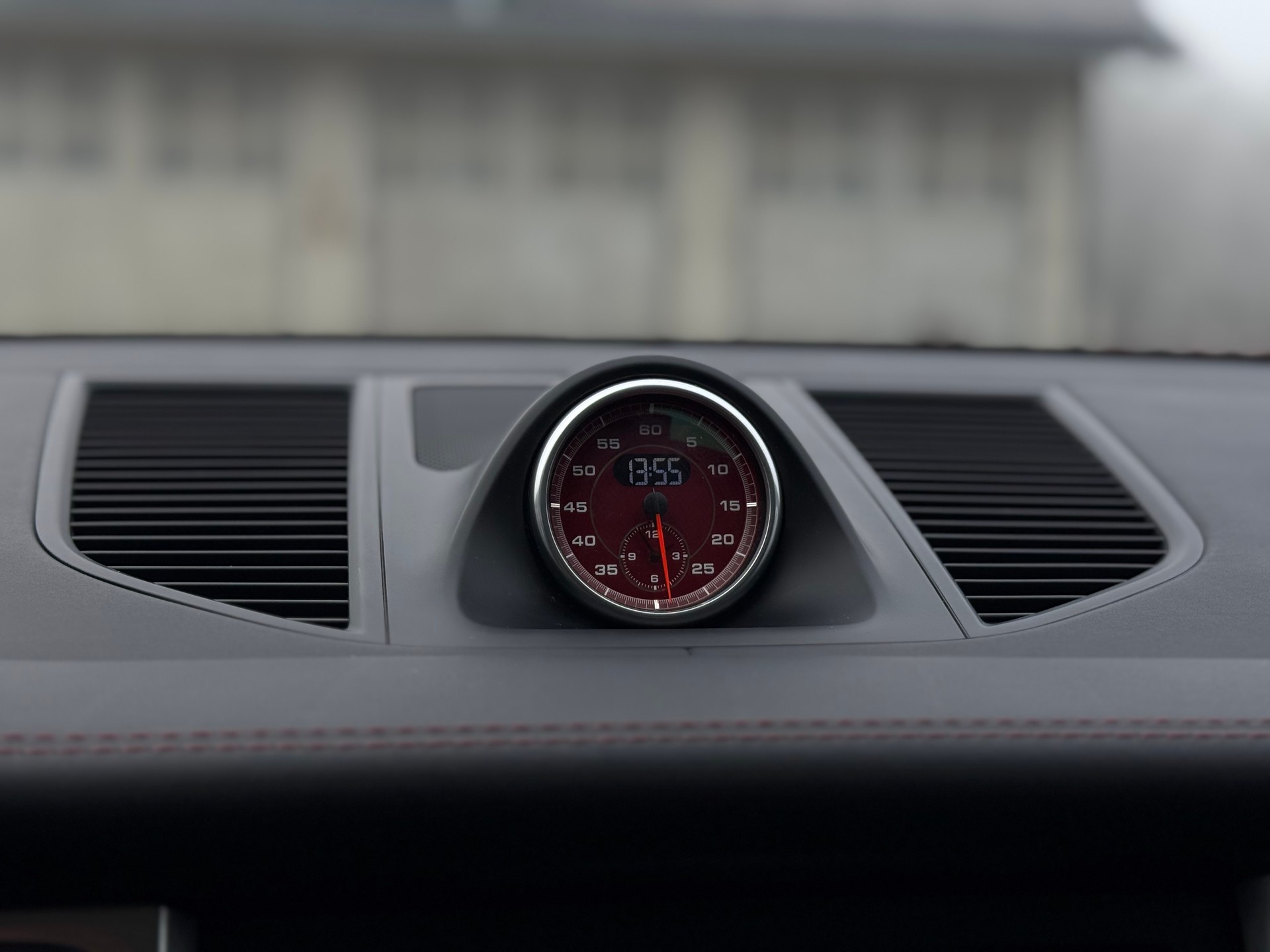 PORSCHE Macan Turbo PDK-image-23
