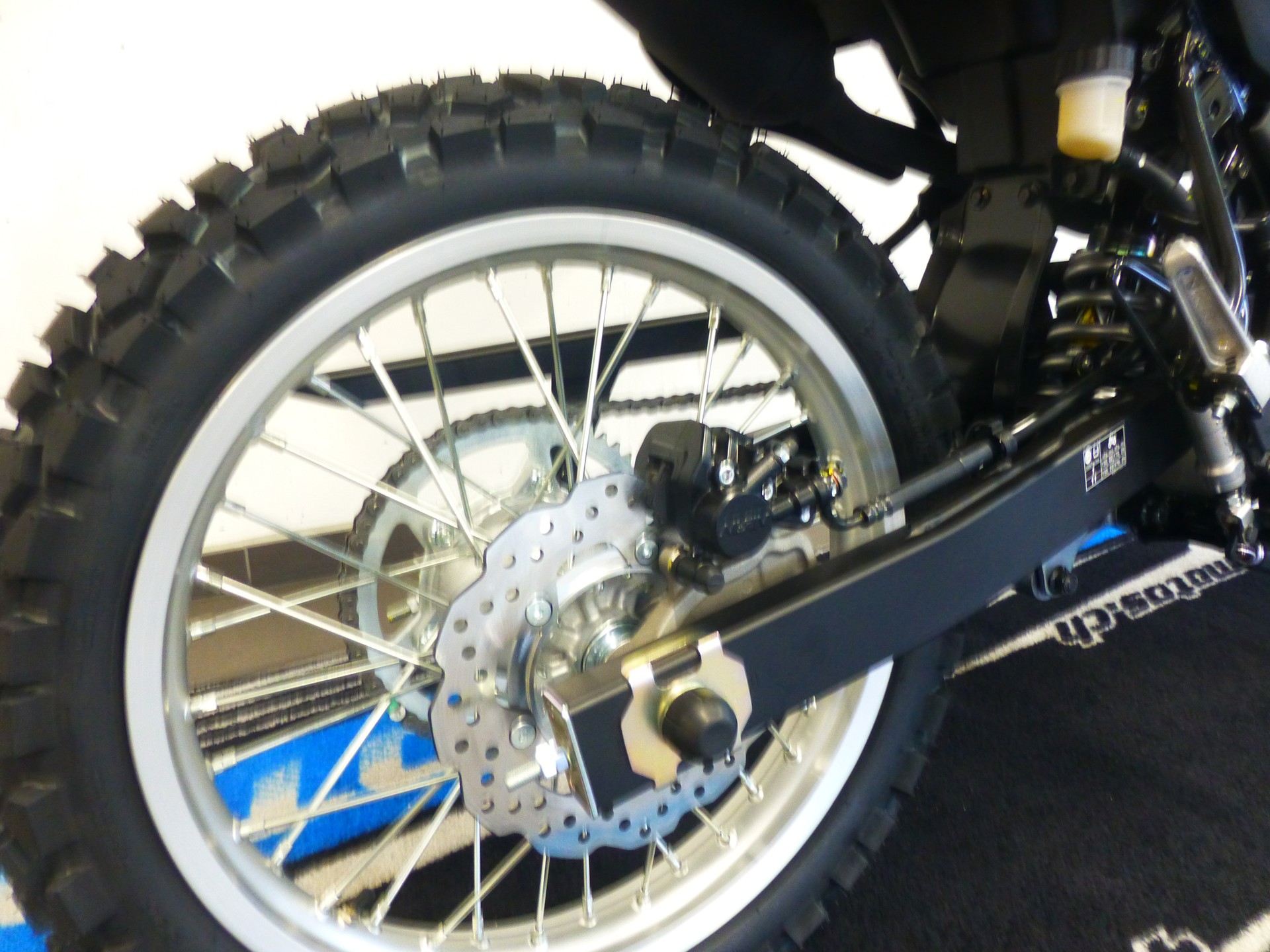 YAMAHA WR 125-image-8