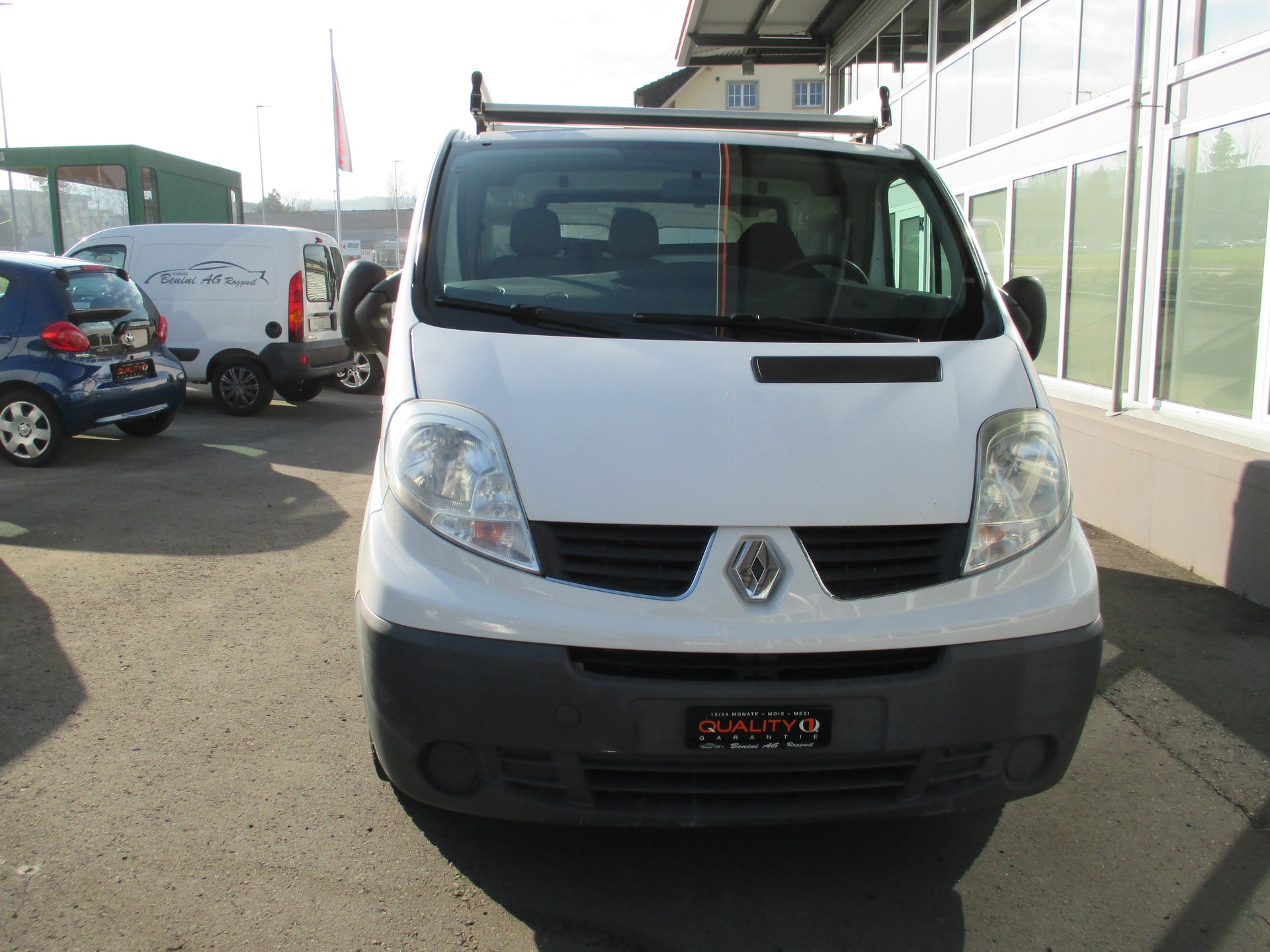 RENAULT Trafic 2.0 dCi 90 2.7t L1H1-image-1