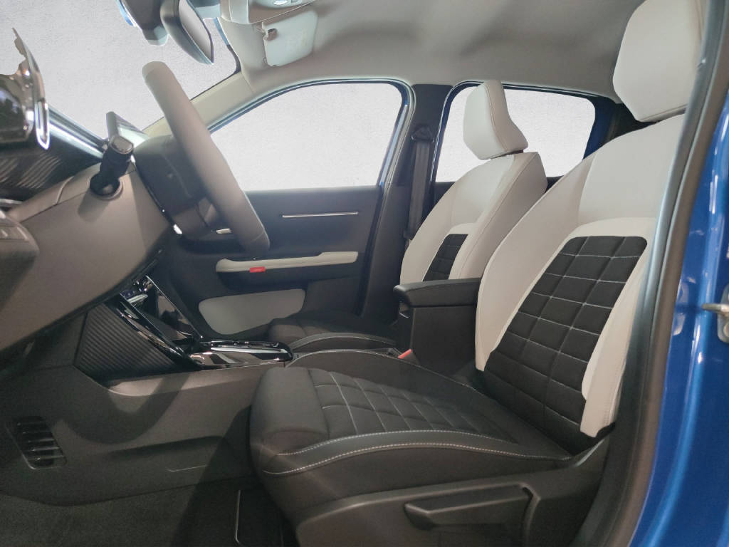 CITROEN C3 1.2 Hybrid Max-image-9