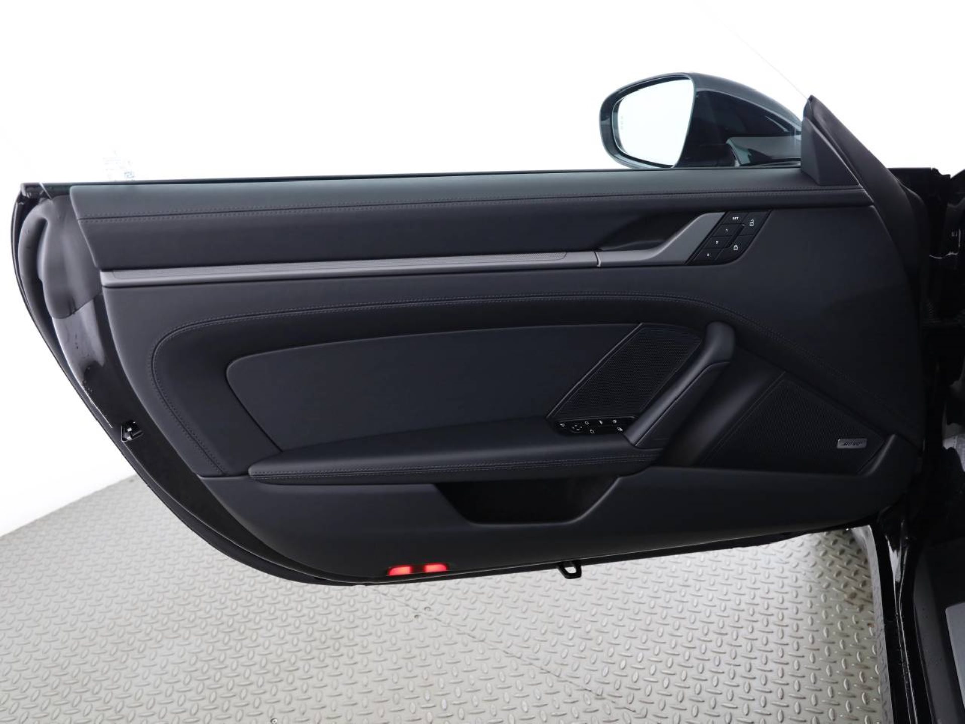 PORSCHE 911 Carrera 4S Cabriolet-image-17