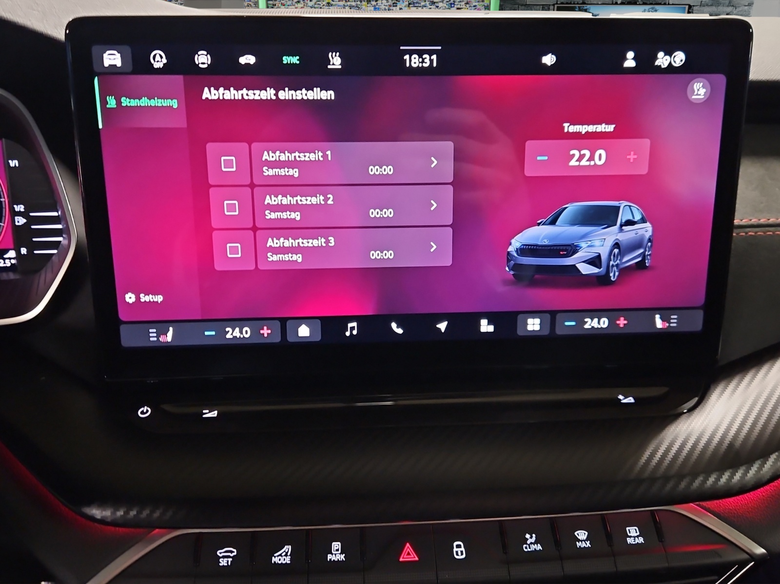 SKODA Octavia Combi 2.0 TSI DSG RS-image-20