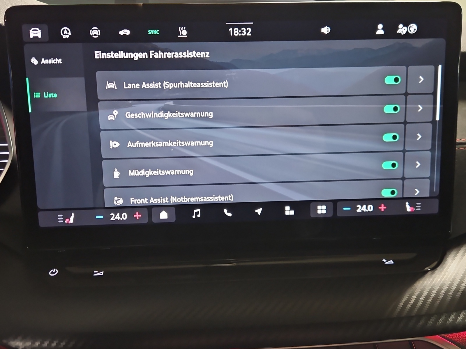 SKODA Octavia Combi 2.0 TSI DSG RS-image-16