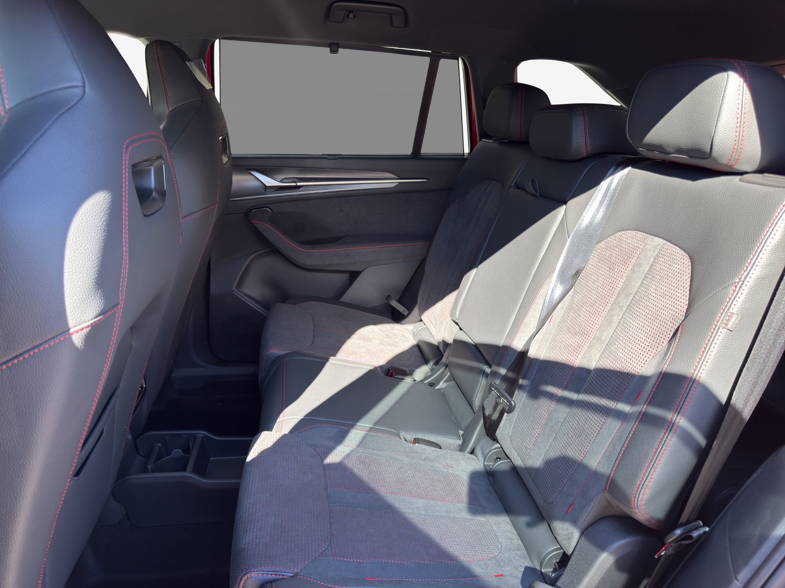 SKODA Kodiaq 2.0 TSI RS 4x4-image-11