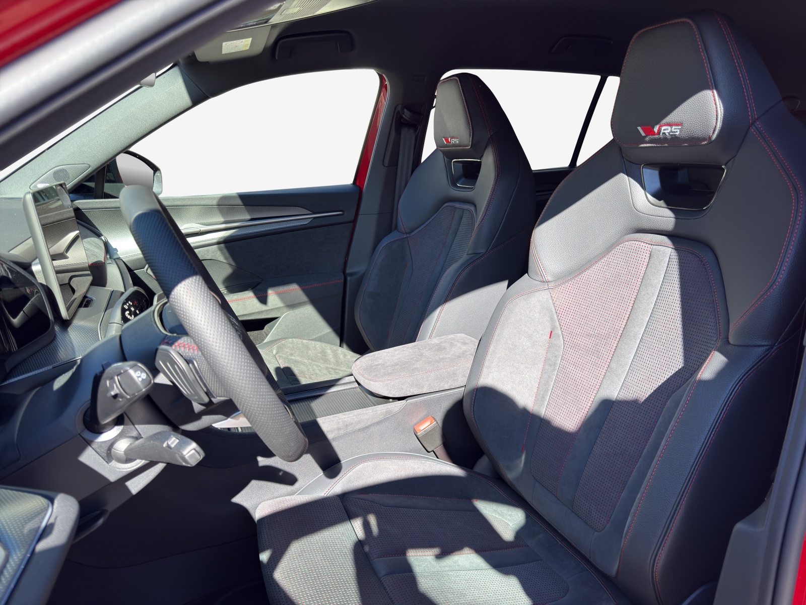 SKODA Kodiaq 2.0 TSI RS 4x4-image-7