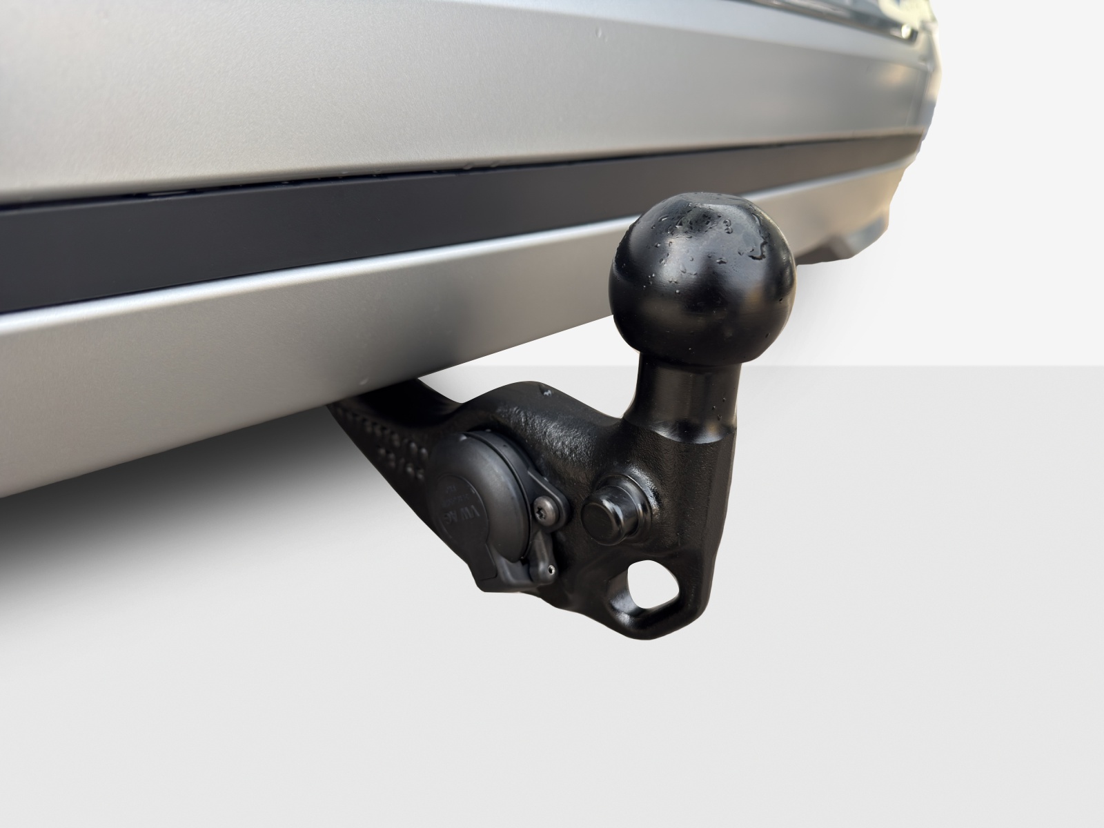 SKODA Enyaq 85-image-13