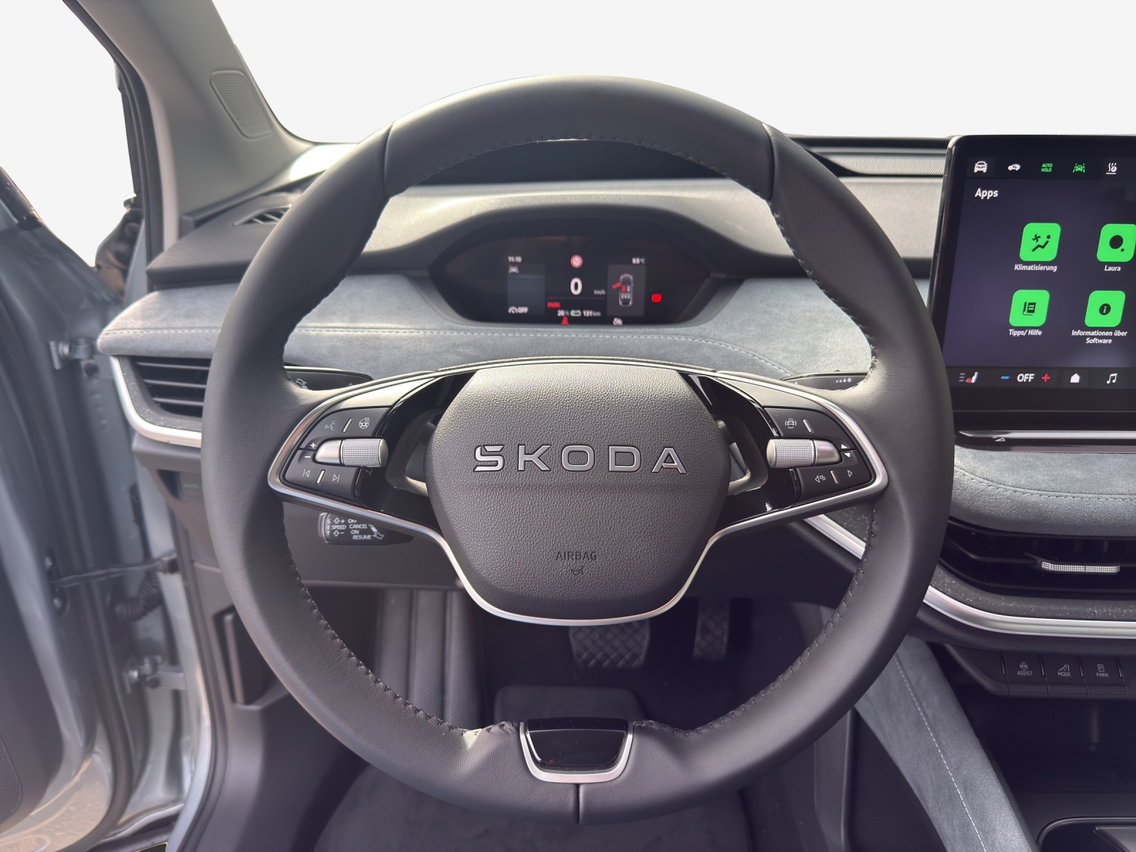 SKODA Enyaq 85-image-9