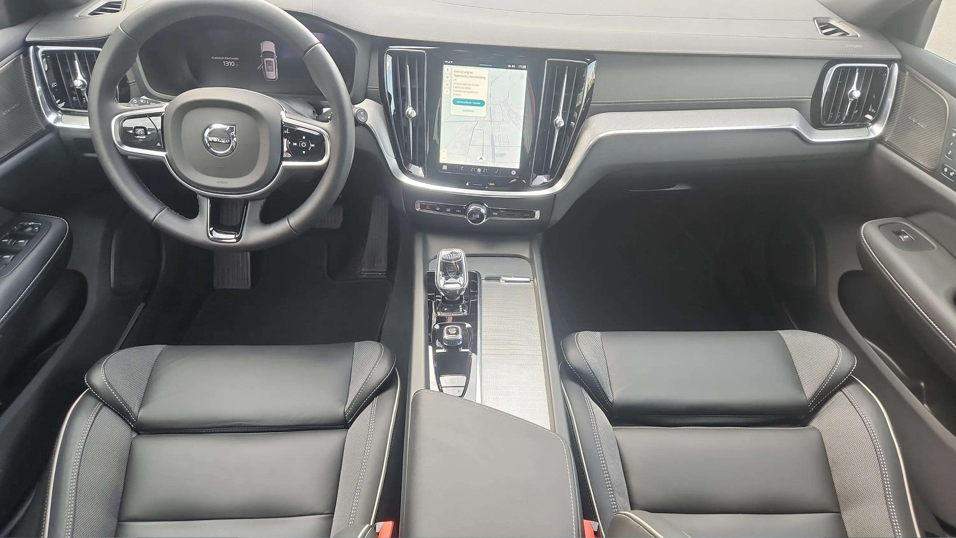 VOLVO V60 B4 Benzin Mild Hybrid Ultra Dark DCT mit AHK & Panoramadach & 5J Werksgarantie-image-9