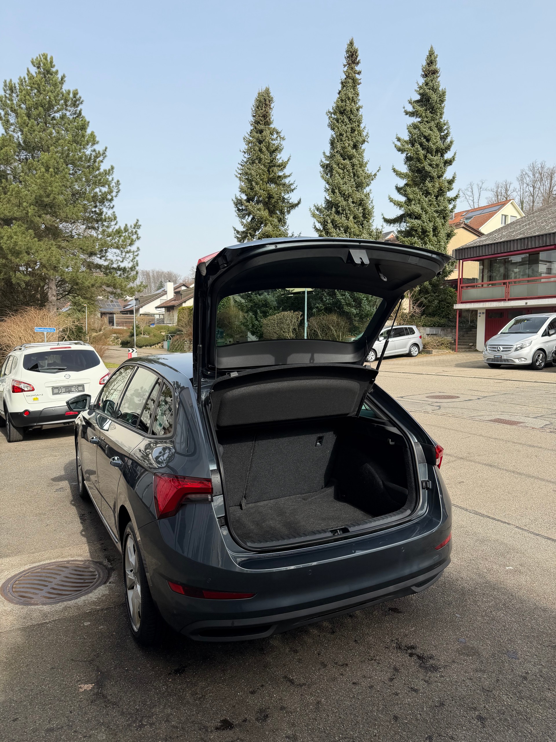 SKODA Scala 1.5 TSI ACT Ambition DSG-image-11