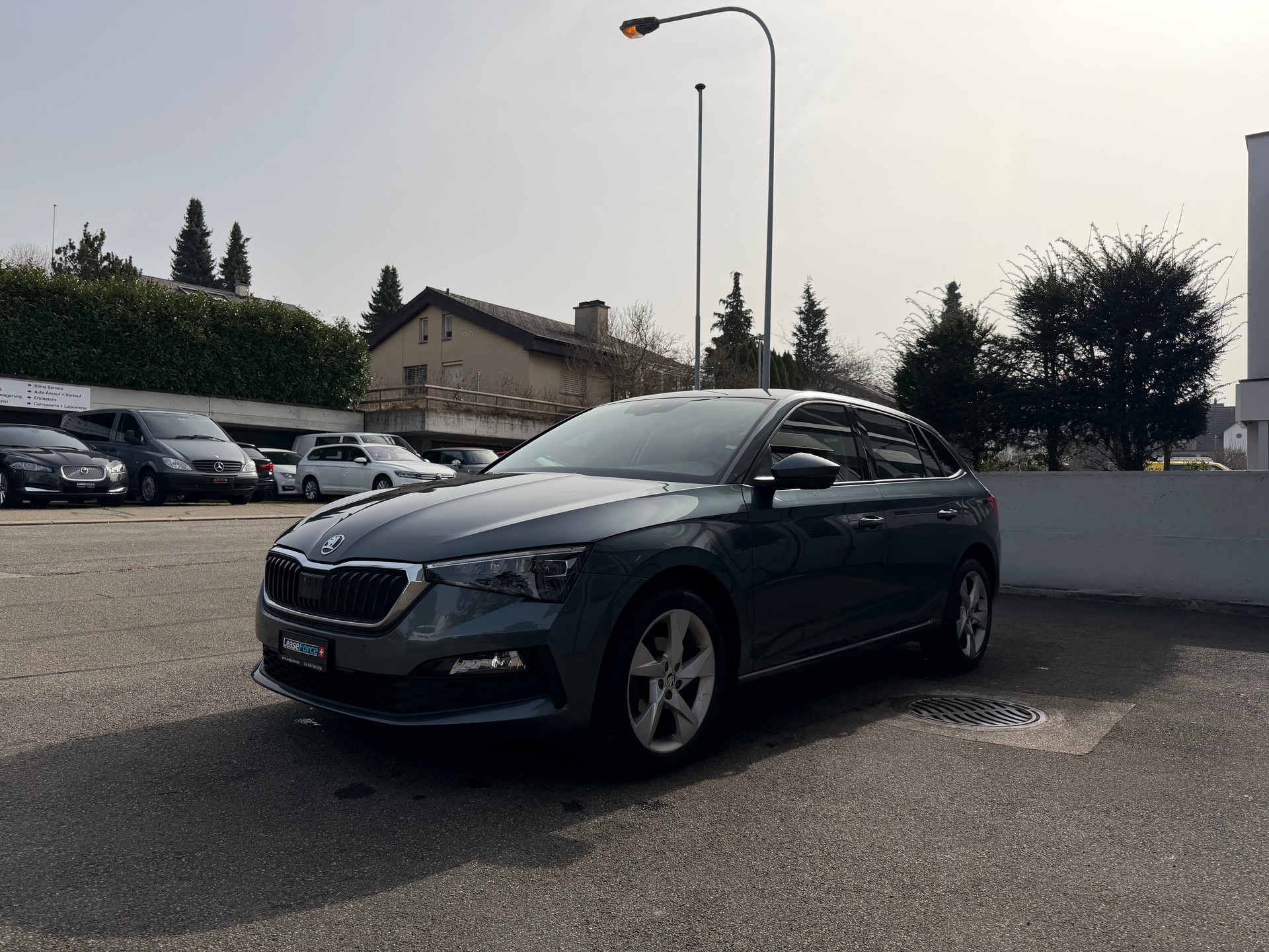 SKODA Scala 1.5 TSI ACT Ambition DSG-image-2