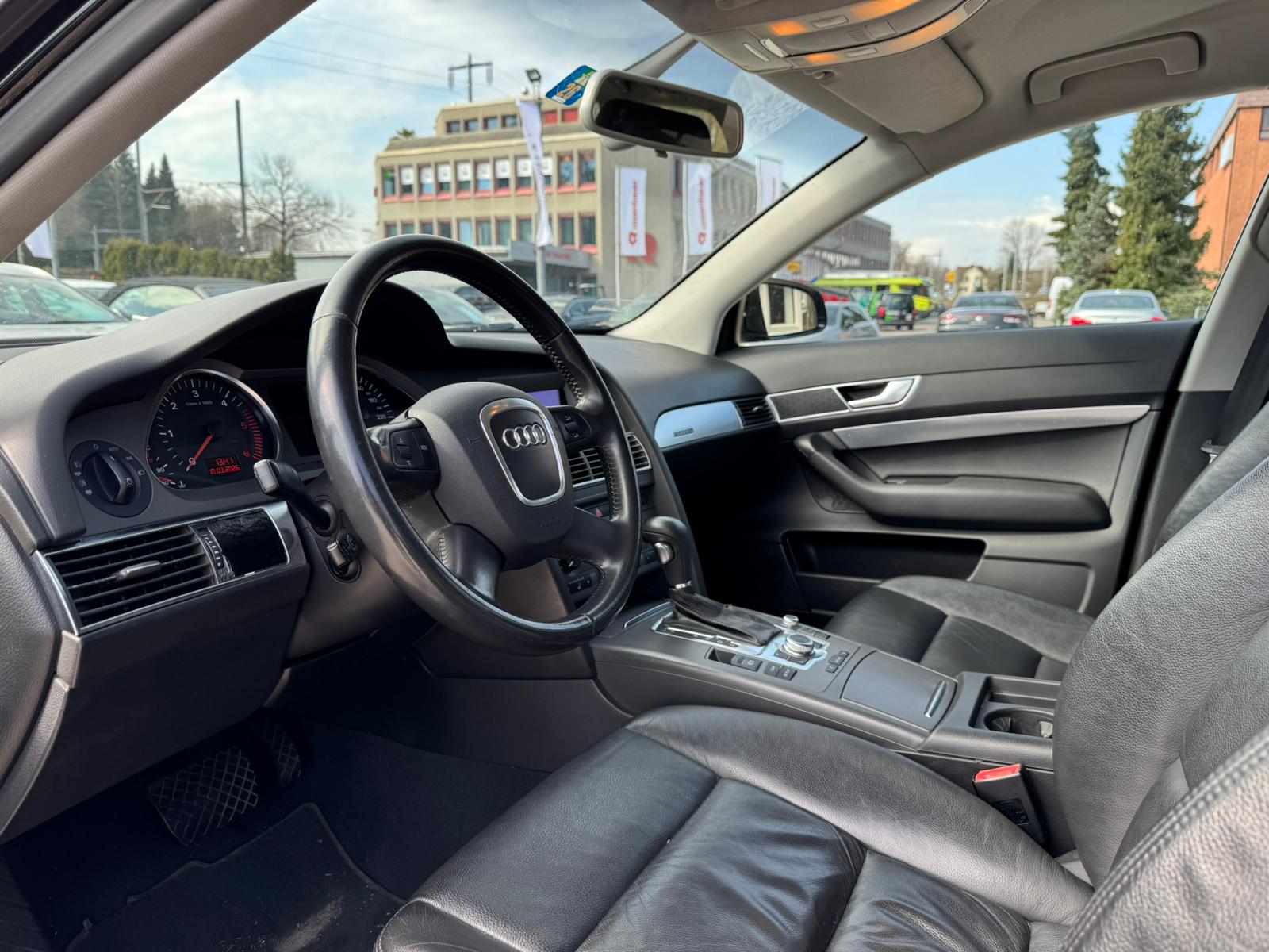 AUDI A6 Avant 2.7 V6 TDI quattro tiptronic-image-14