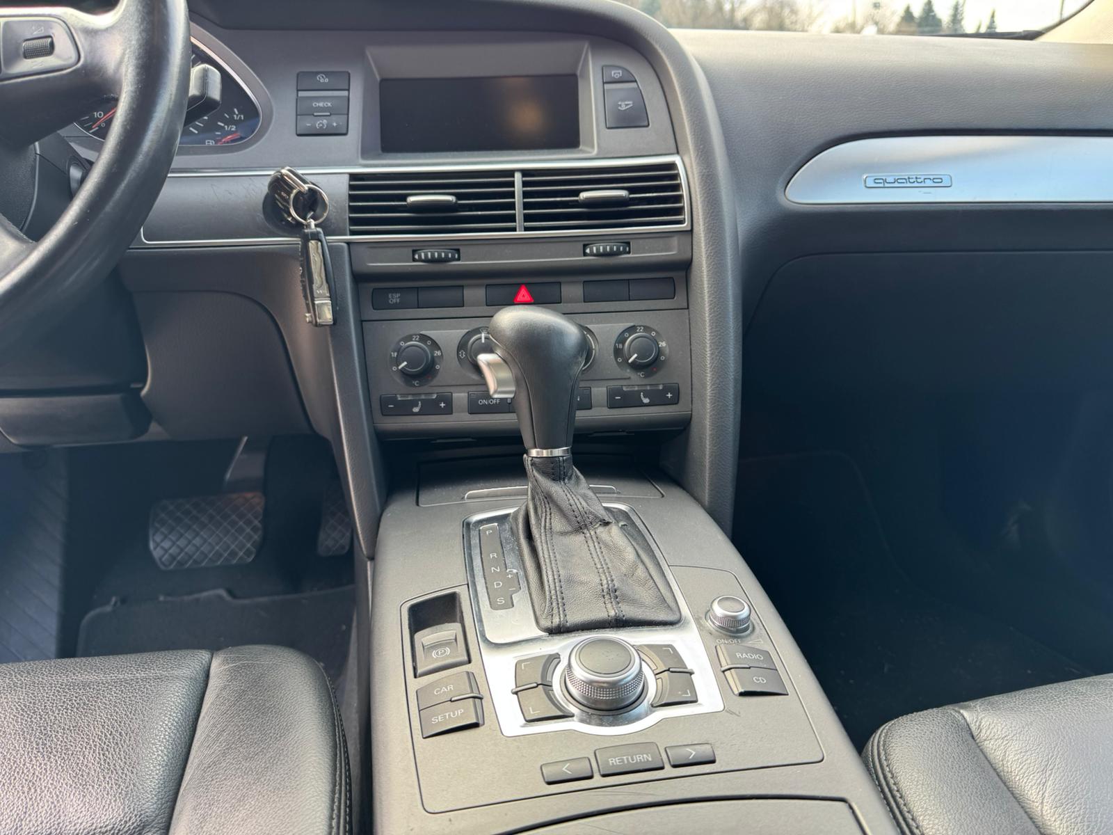 AUDI A6 Avant 2.7 V6 TDI quattro tiptronic-image-16
