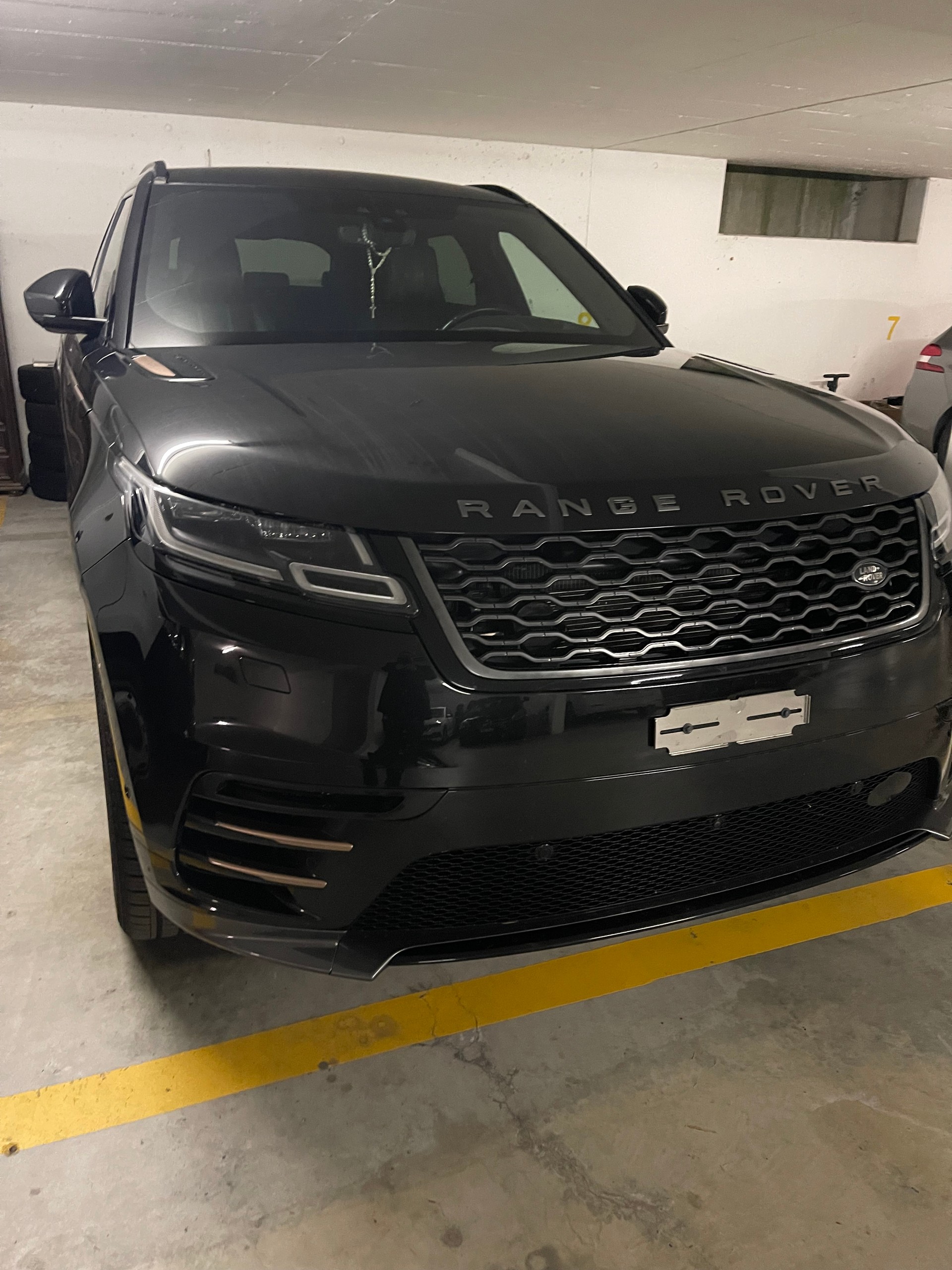 LAND ROVER Range Rover Velar R-Dynamic P 300 SE Automatic-image-0