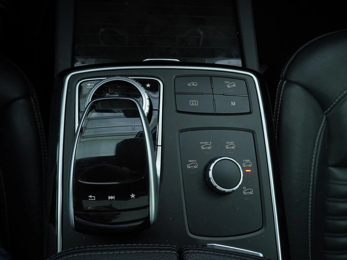 MERCEDES-BENZ GLE 43 AMG Executive 4Matic 9G-Tronic-image-9