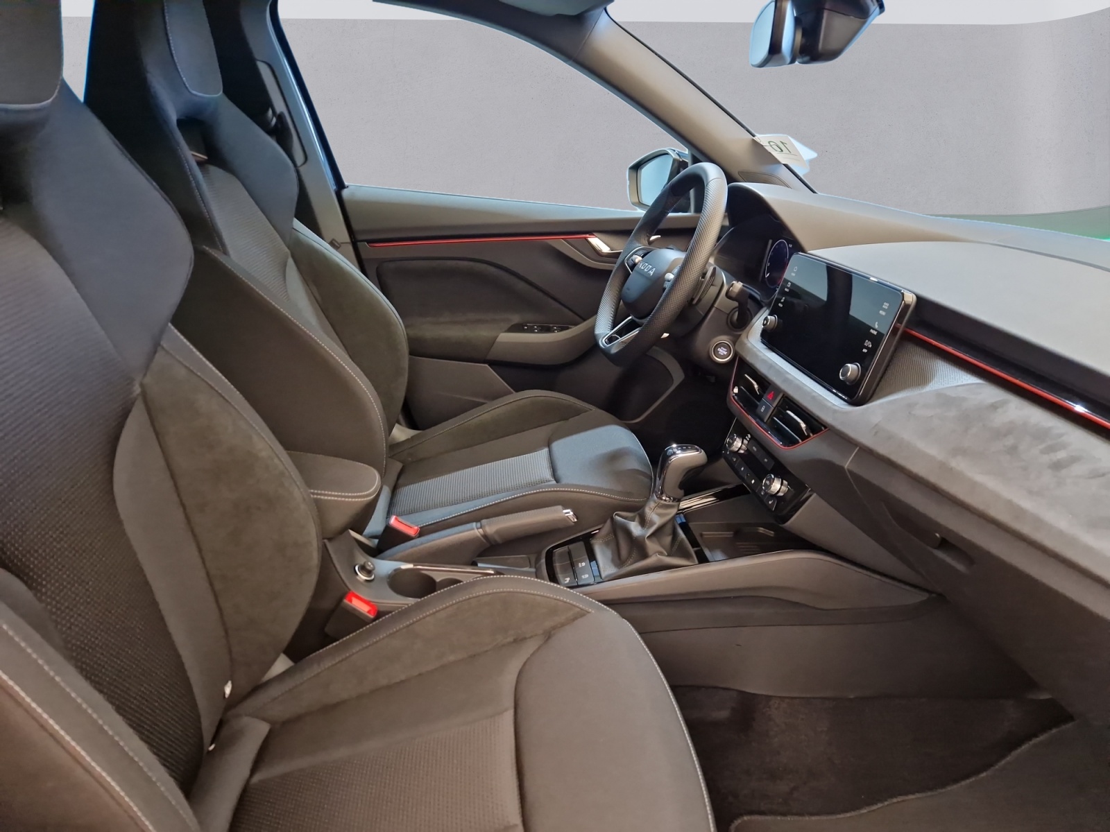 SKODA Scala 1.0 TSI Dynamic DSG-image-11