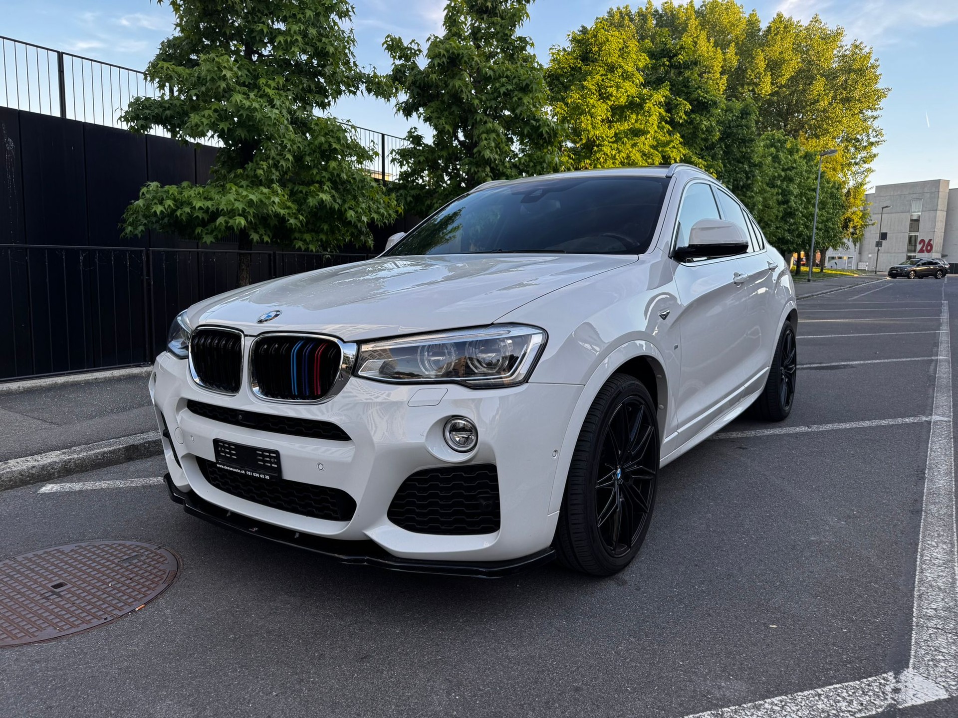 BMW X4 xDrive 28i M Sport Steptronic-image-0