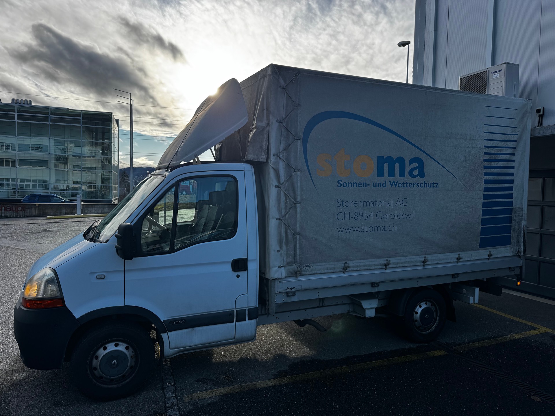 RENAULT Master T35 2.5dCi L2H1-image-4