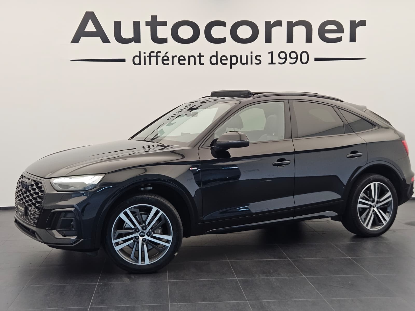 AUDI Q5 Sportback 40 TDI Blackedition quattro S-tronic-image-0