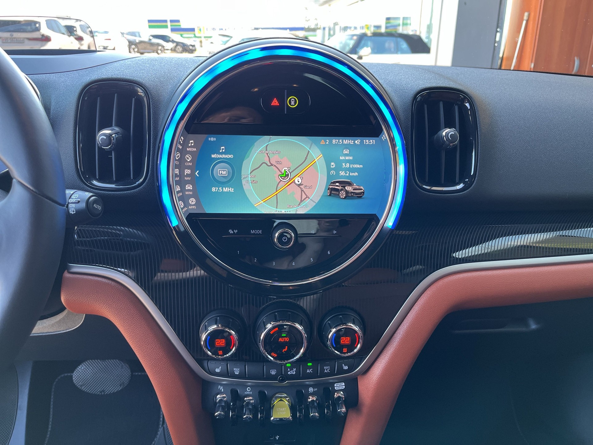 MINI Countryman Cooper SE ALL4 PHEV Steptronic-image-10