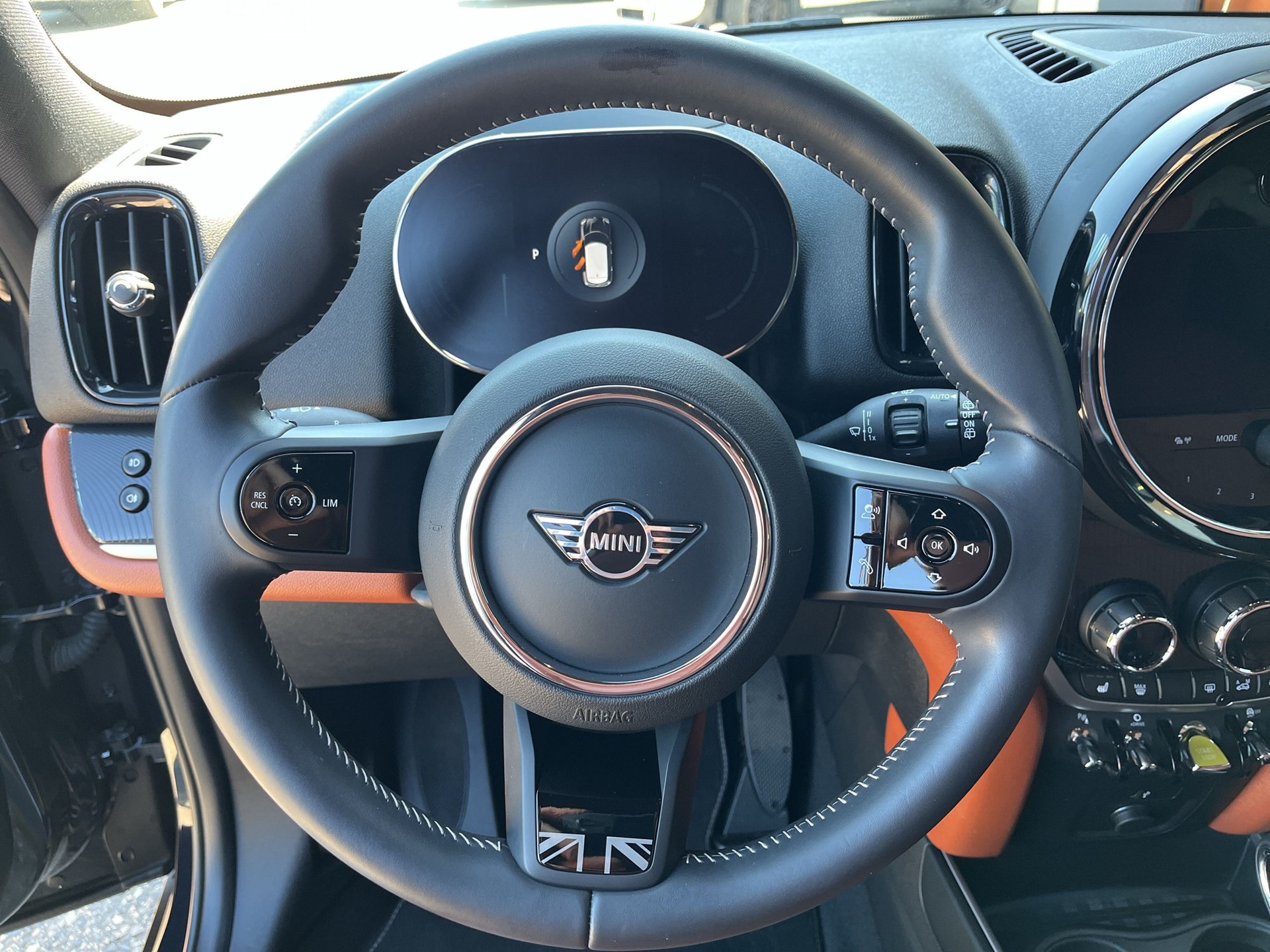 MINI Countryman Cooper SE ALL4 PHEV Steptronic-image-11