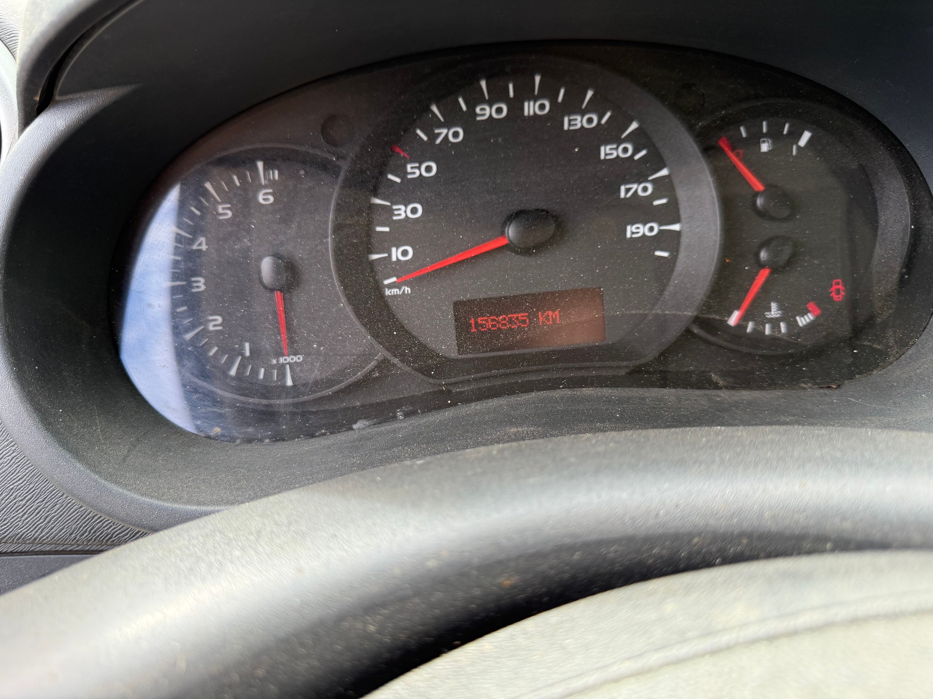 RENAULT Kangoo Maxi dCi 90 5 Plätze / 5 places-image-6