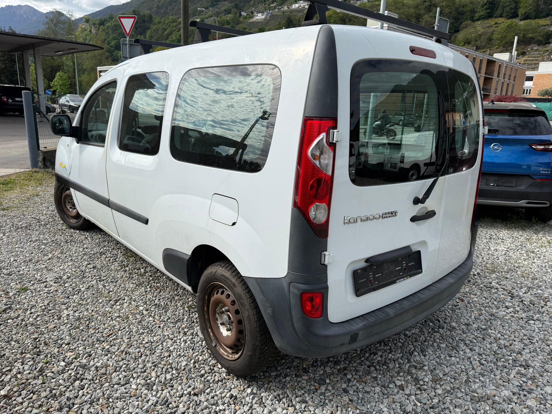 RENAULT Kangoo Maxi dCi 90 5 Plätze / 5 places-image-5