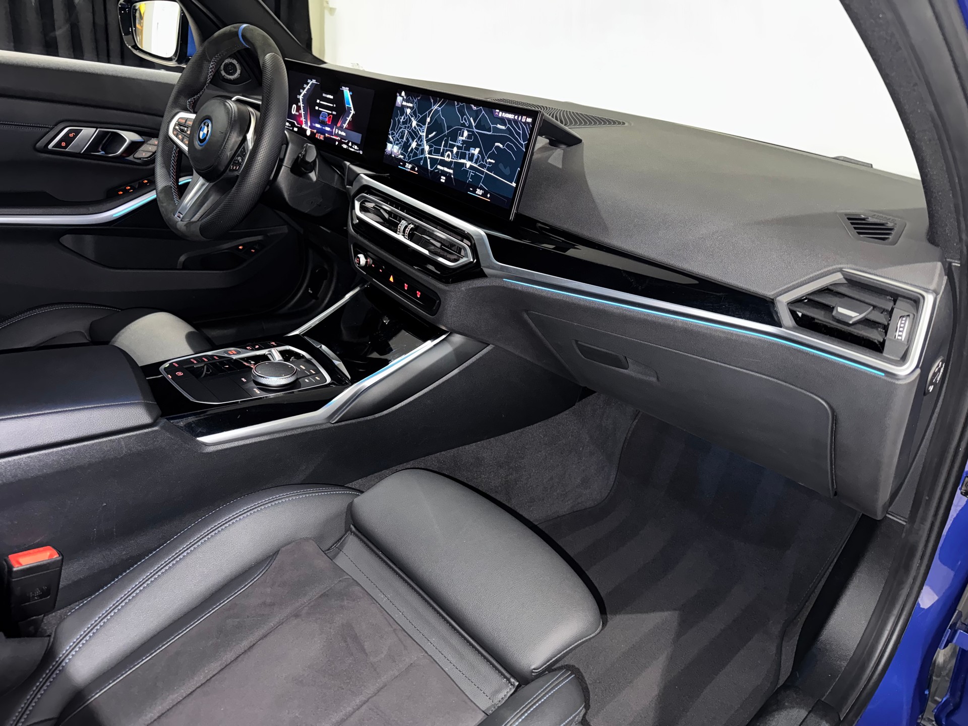 BMW 330e Steptronic M Sport Pro | Facelift |-image-14