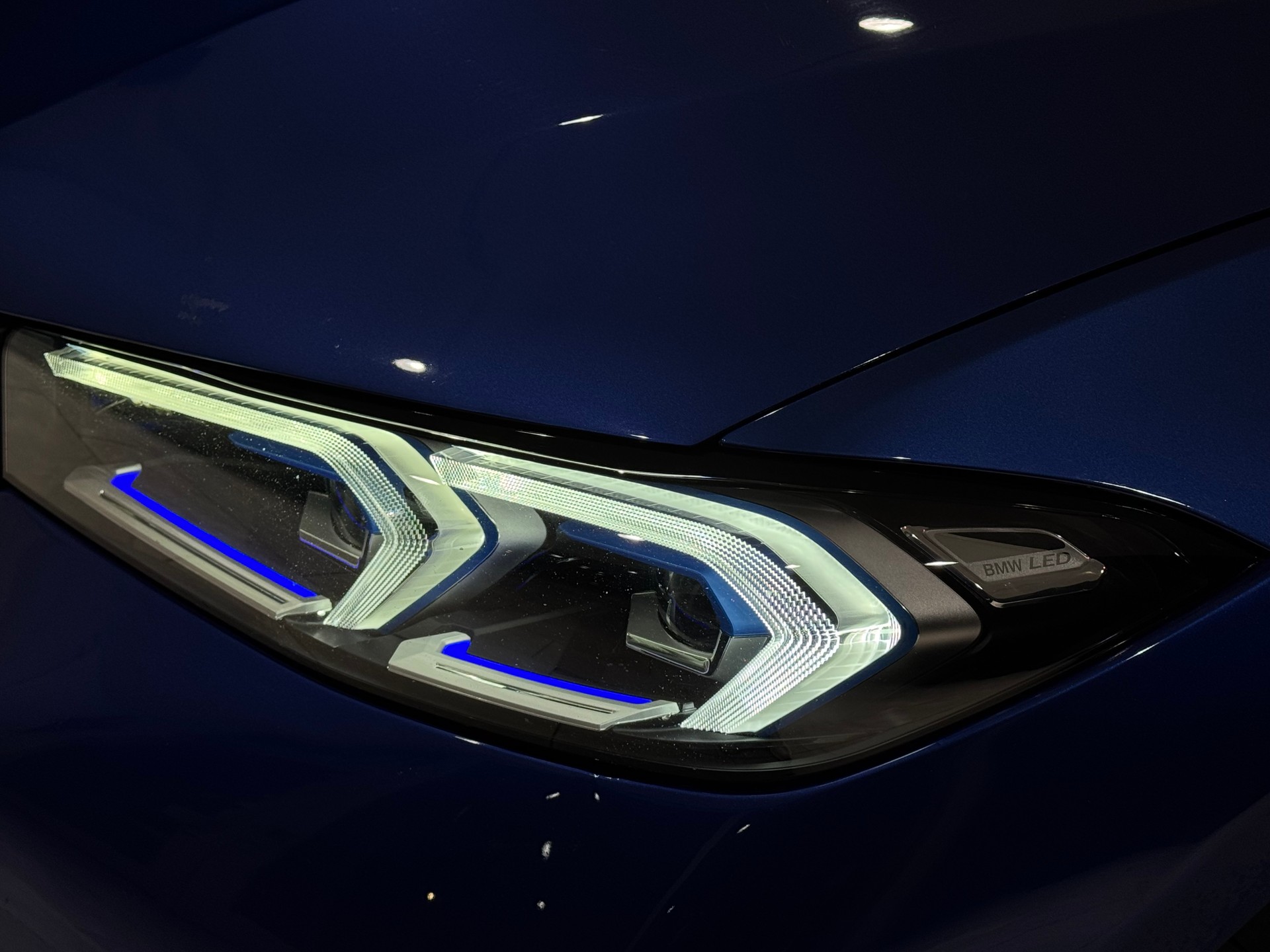 BMW 330e Steptronic M Sport Pro | Facelift |-image-9