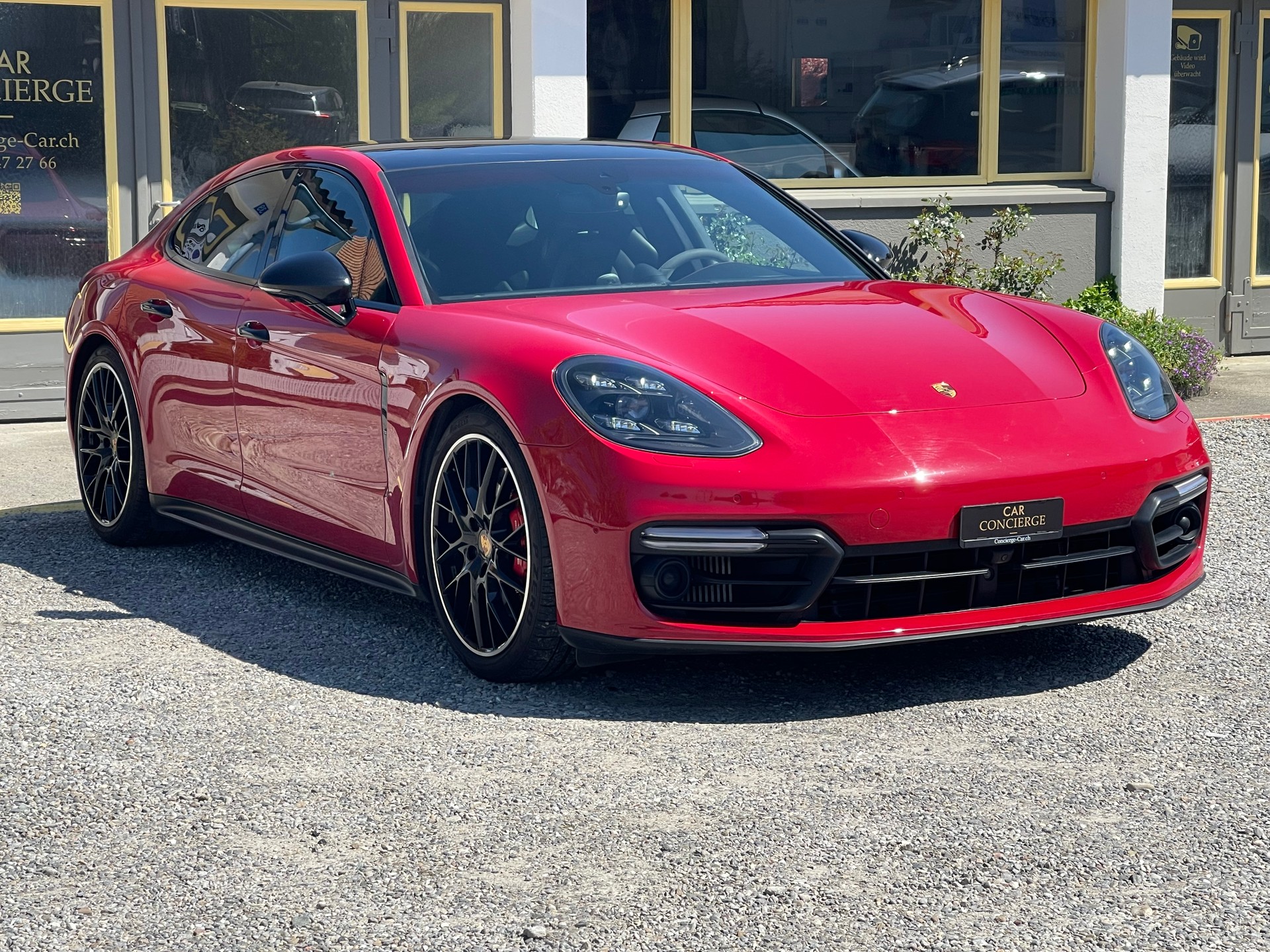 PORSCHE Panamera GTS PDK-image-1