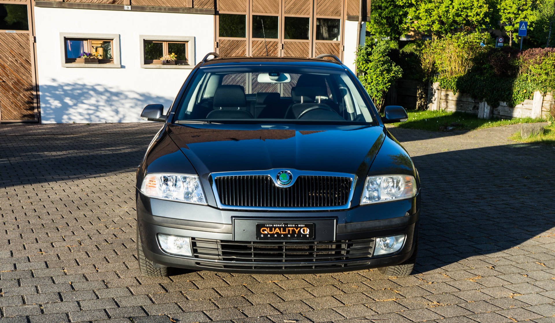 SKODA Octavia 2.0 TDI Ambiente KOMBI AUTOMAT-showroom-element-1