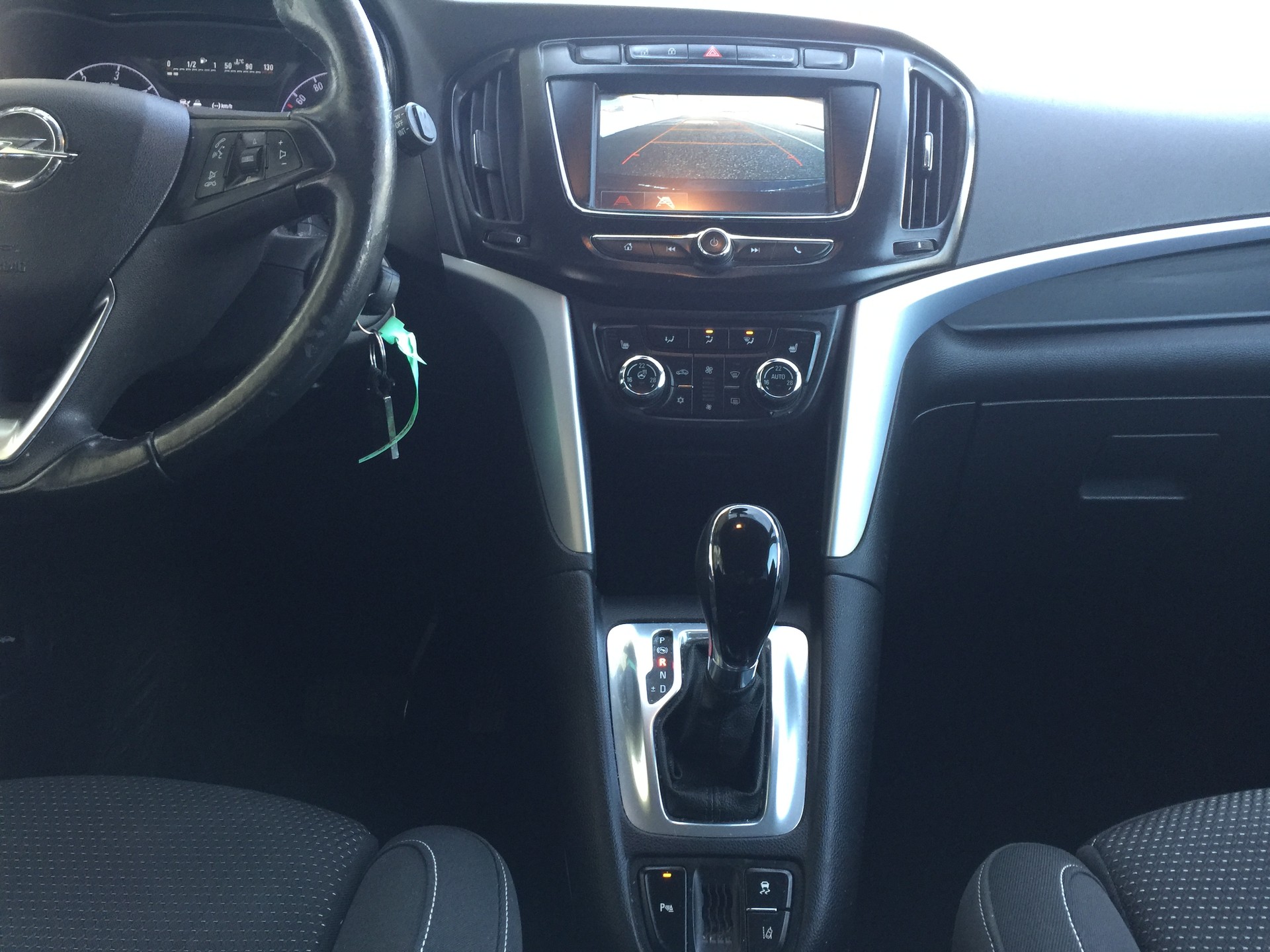 OPEL Zafira 2.0 CDTi 120 Years Automatic-image-13