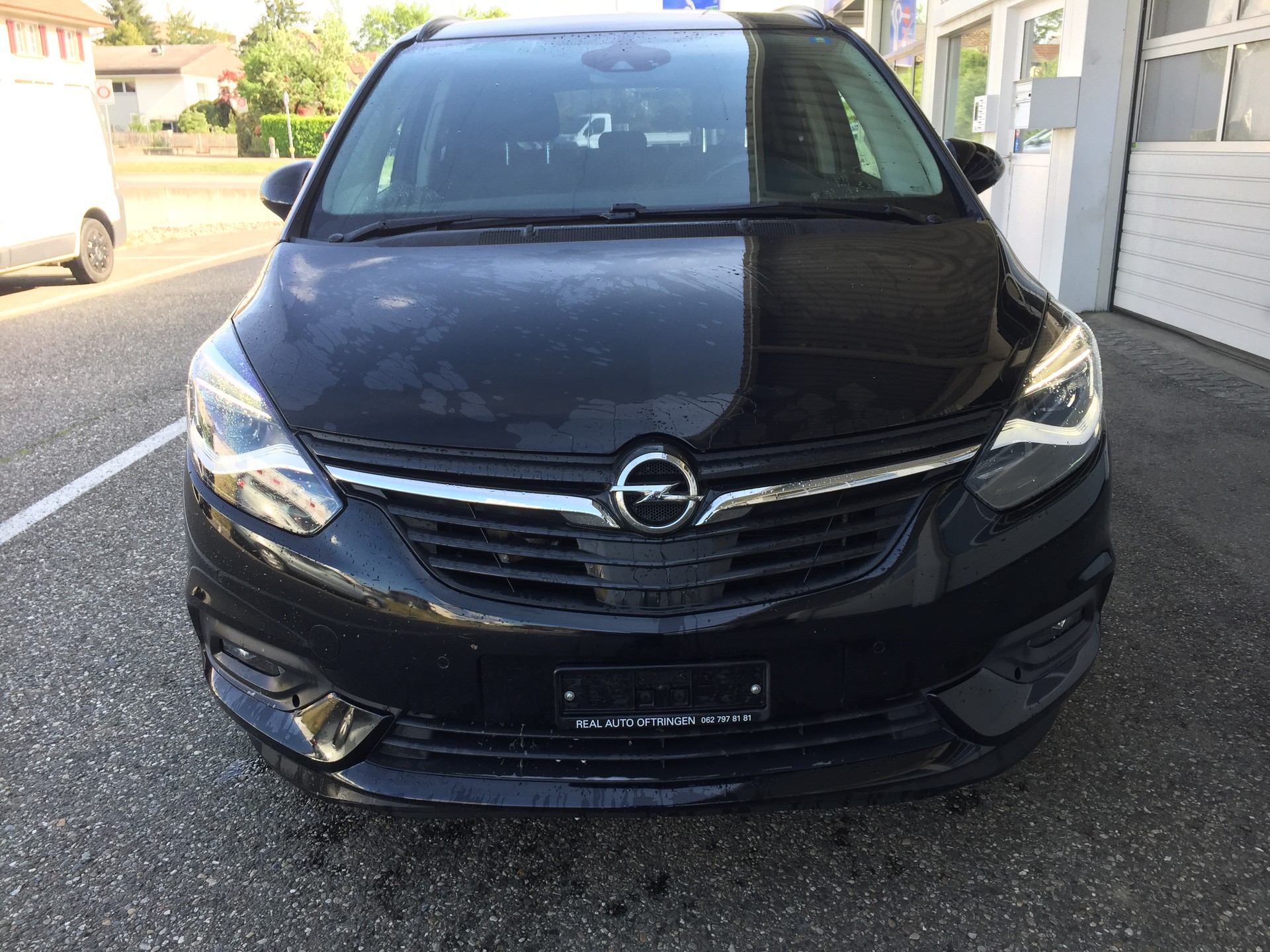 OPEL Zafira 2.0 CDTi 120 Years Automatic-image-0