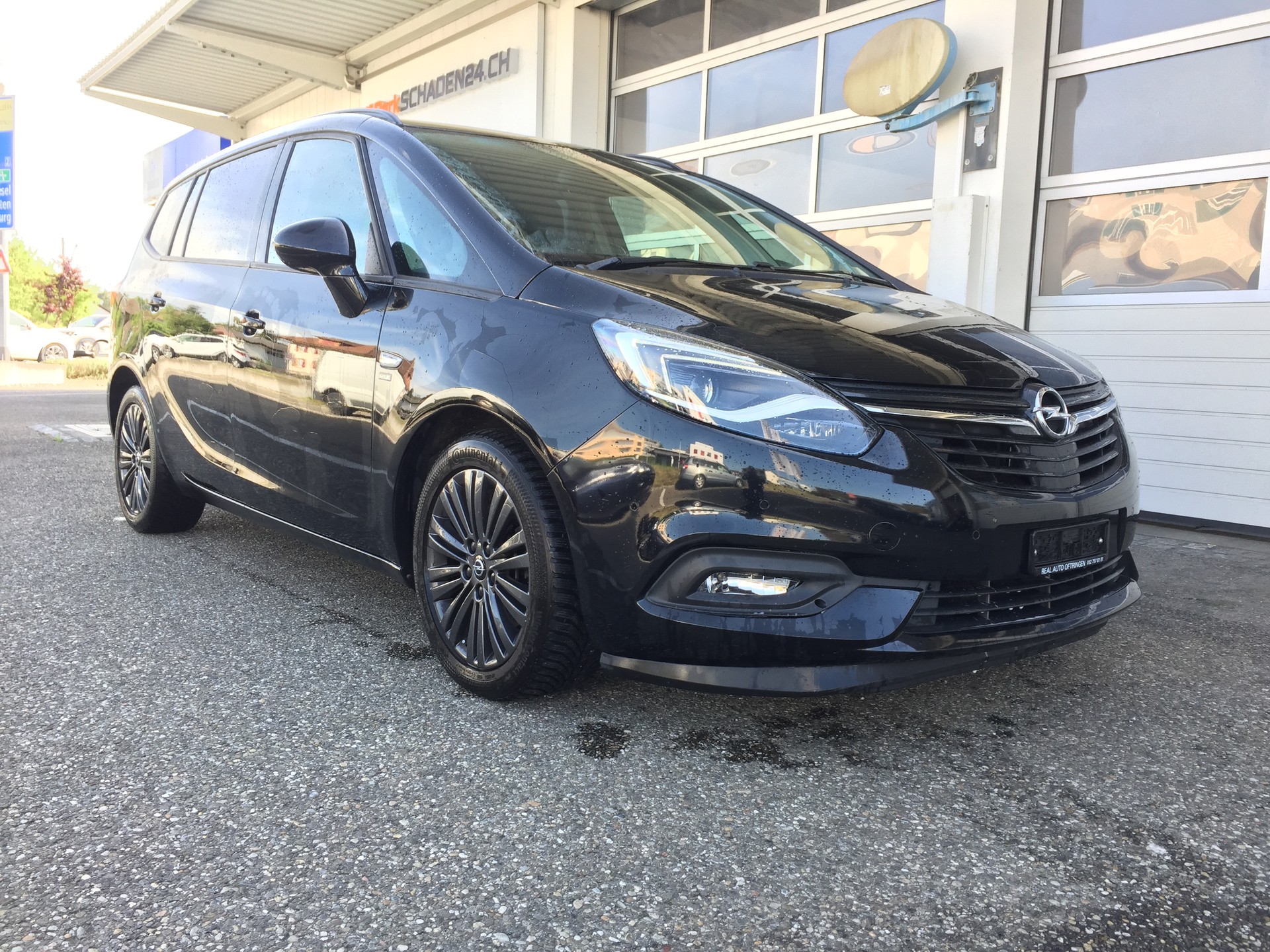 OPEL Zafira 2.0 CDTi 120 Years Automatic-image-2