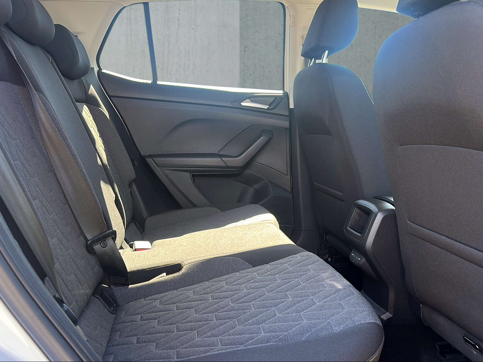 VW T-Cross 1.0 TSI EVO Life DSG-image-7