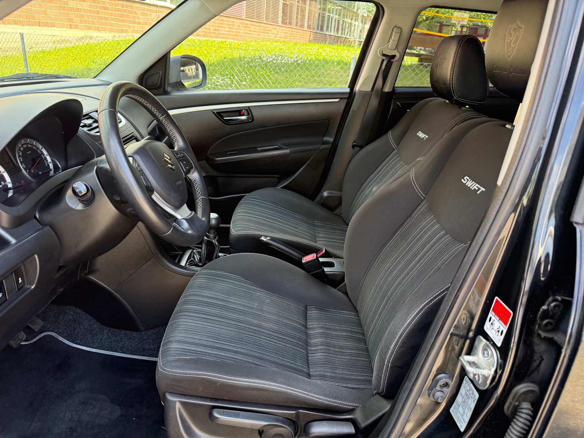 SUZUKI Swift 1.2i 16V GL-image-5