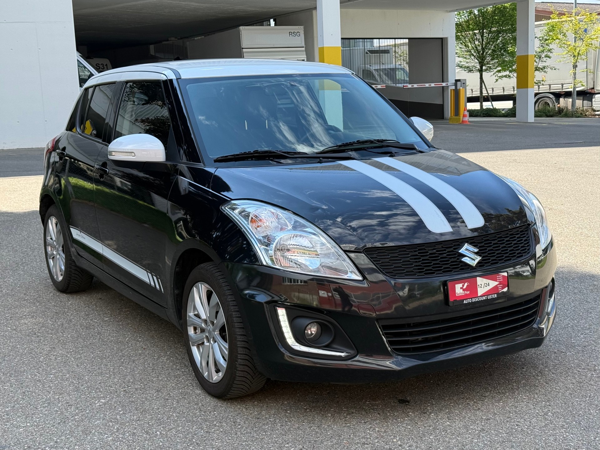 SUZUKI Swift 1.2i 16V GL-image-1