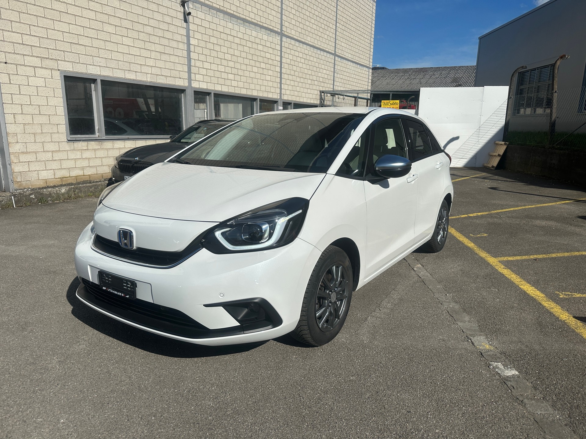 HONDA Jazz 1.5i-MMD Elegance E-CVT