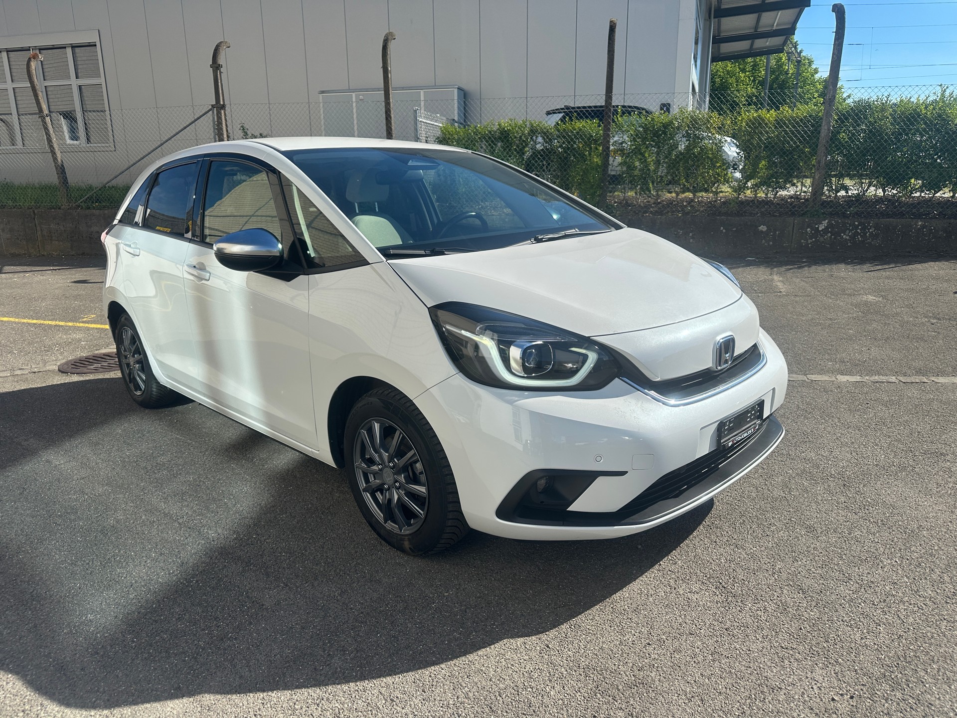 HONDA Jazz 1.5i-MMD Elegance E-CVT-image-2